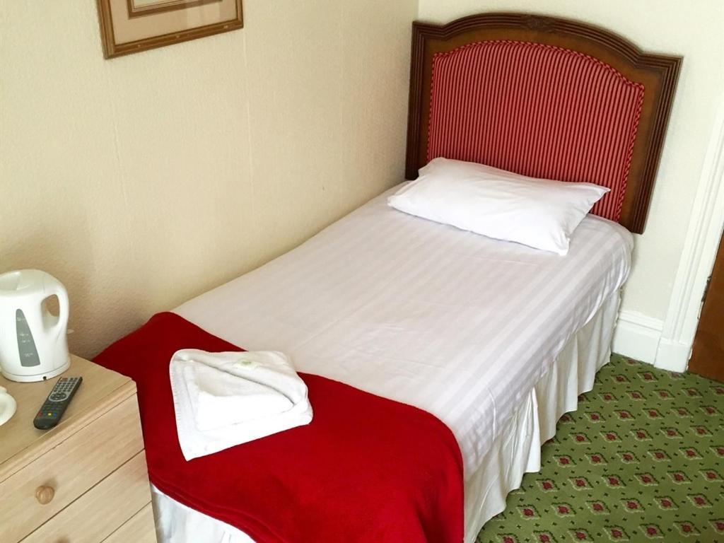 The Melville - Location Hotel