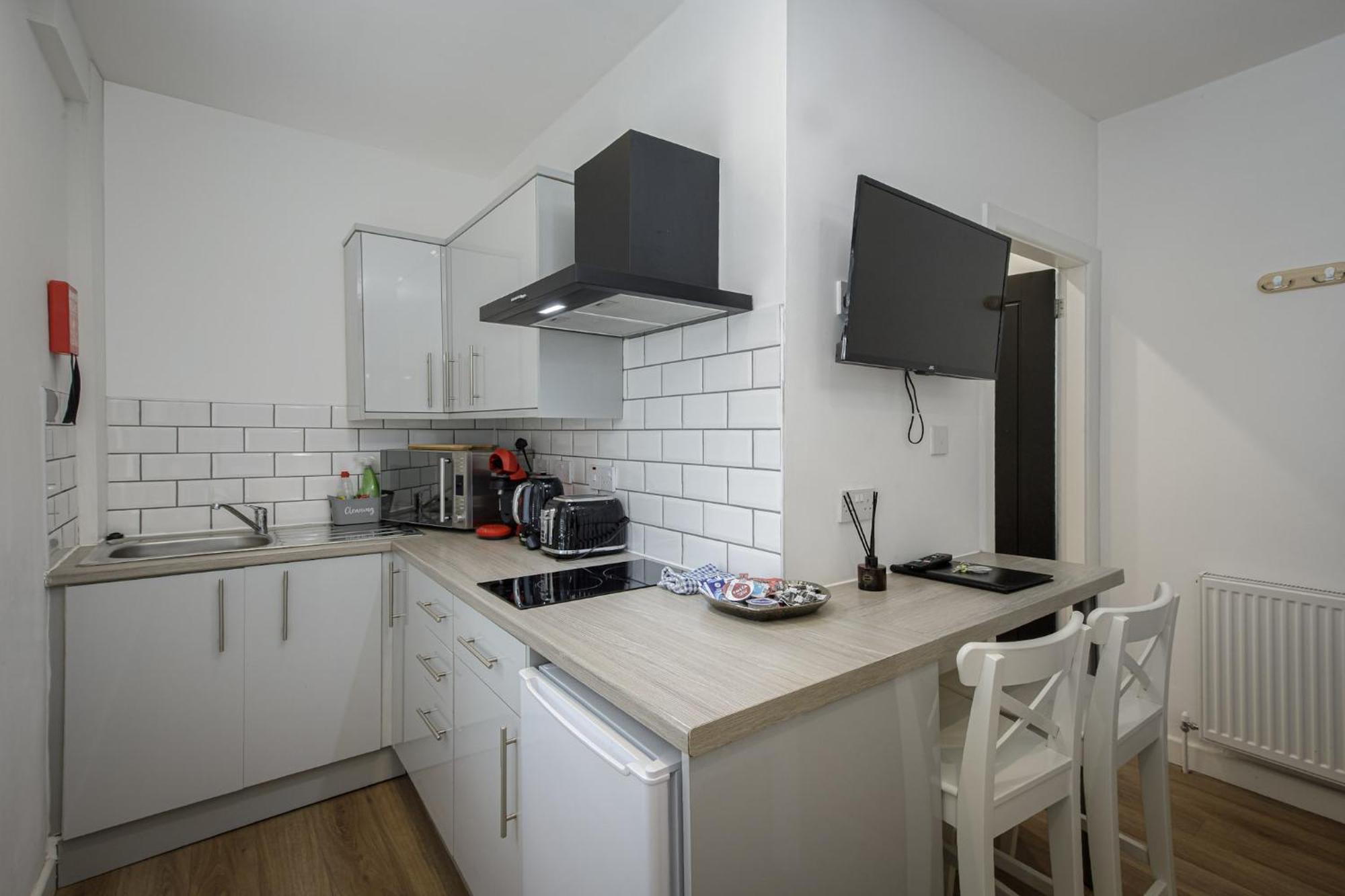 Abode - 20 Bairstow Street *