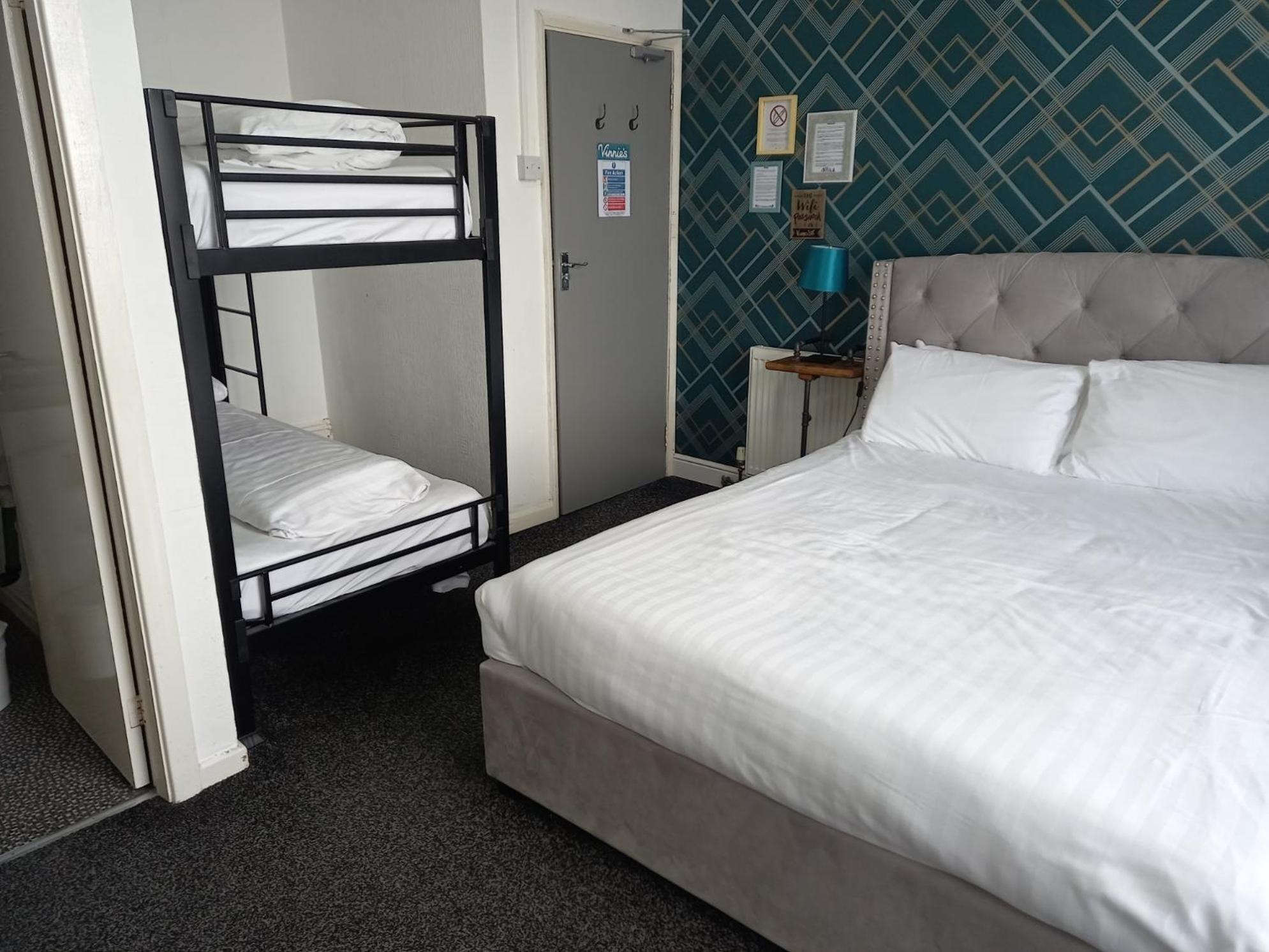 Hotel Vinnie's Family Blackpool