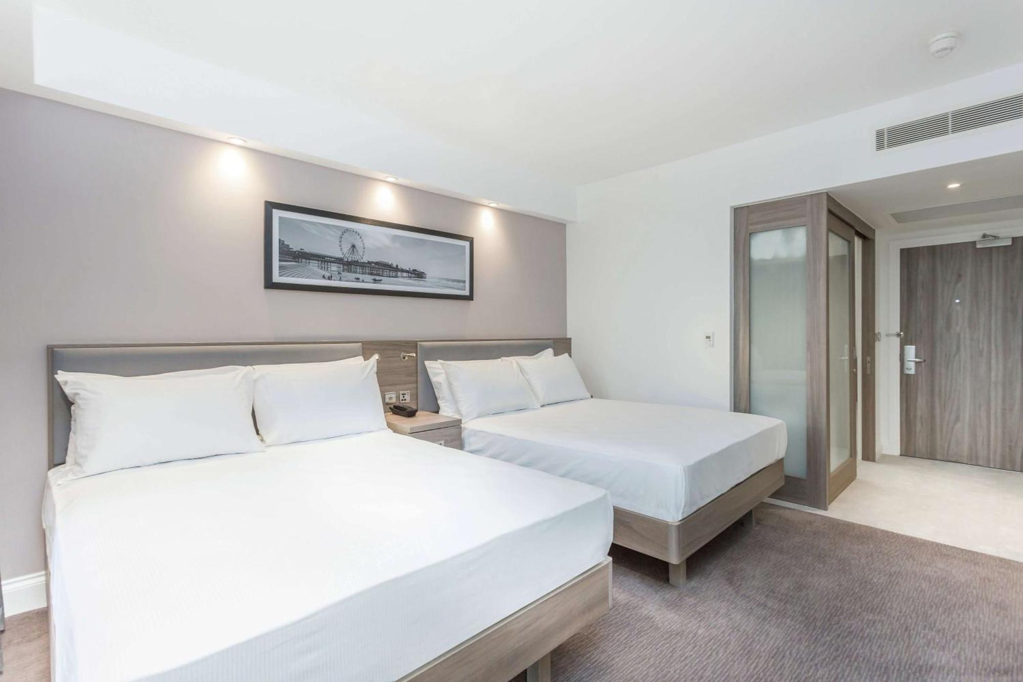 Hampton By Hilton Hotel 3*