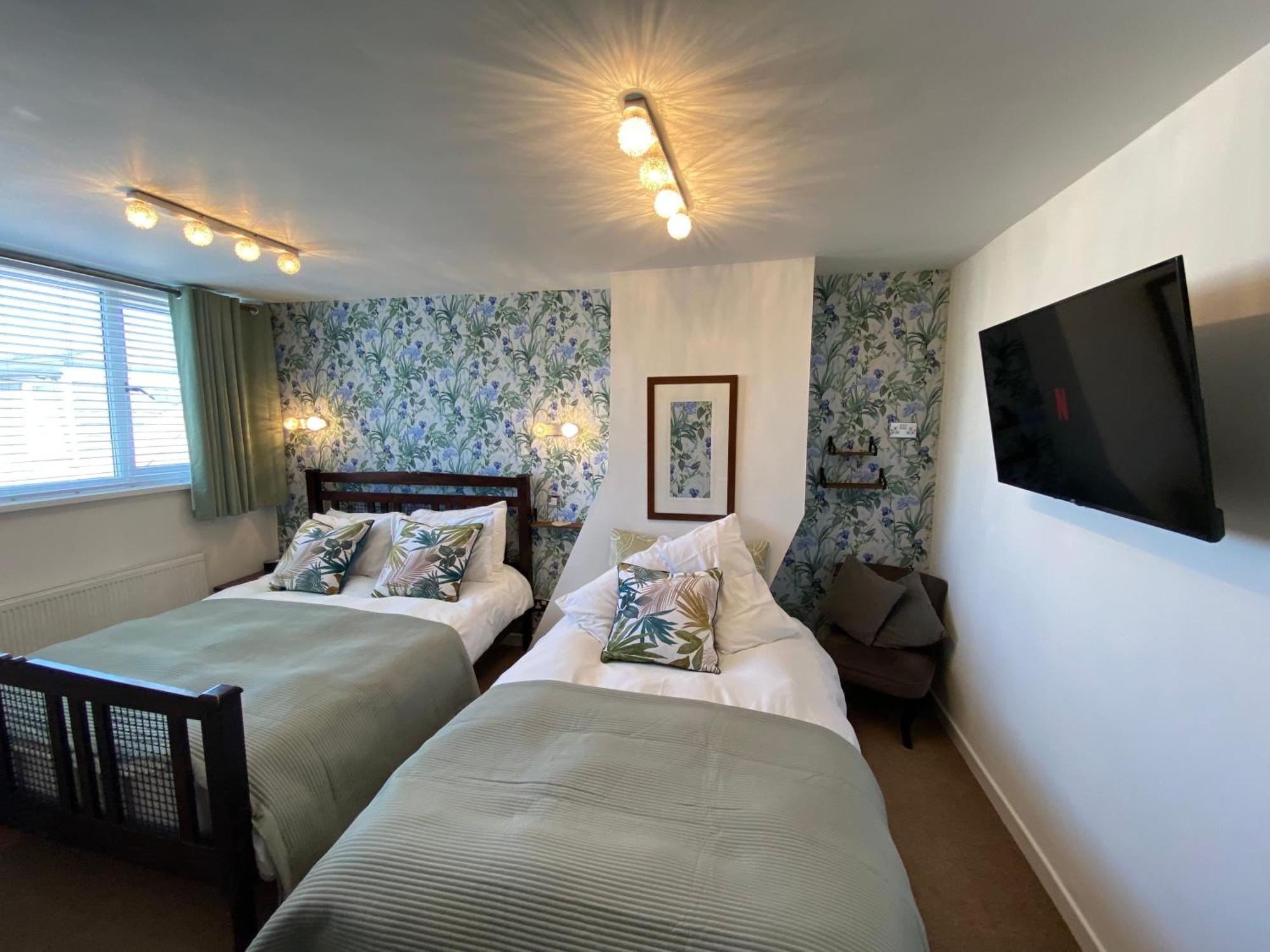 North Crest Bed & Breakfast