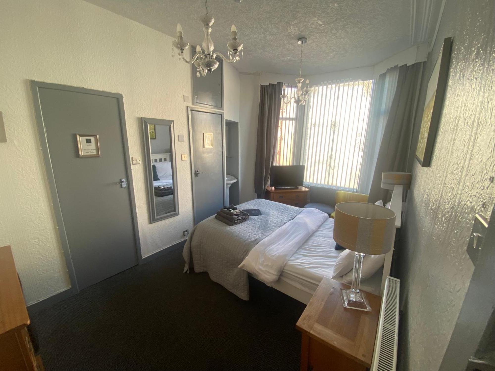 Bradburys Of 4* Blackpool