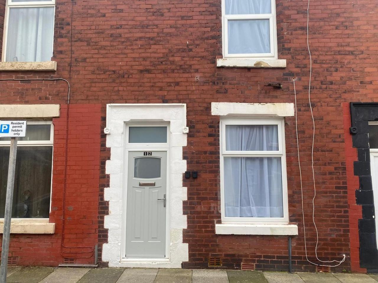 Holiday home Cross Street House *