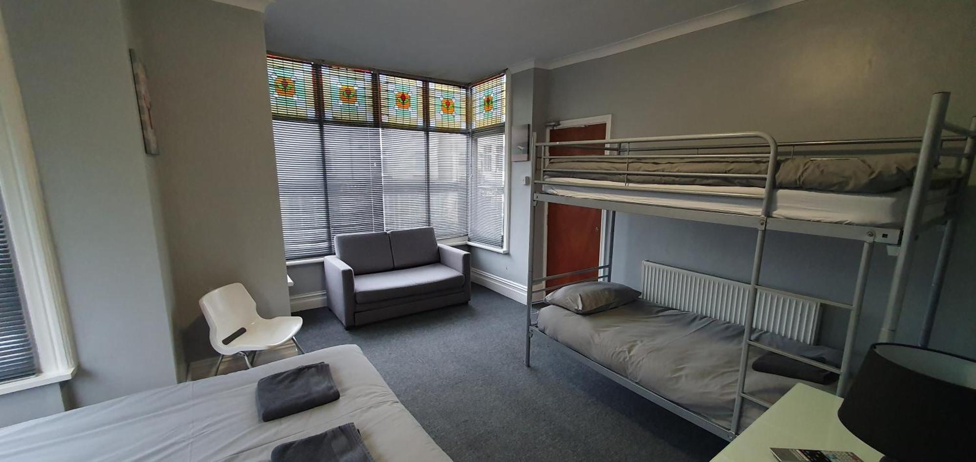 North Close To Station - With Free Car Parking Blackpool