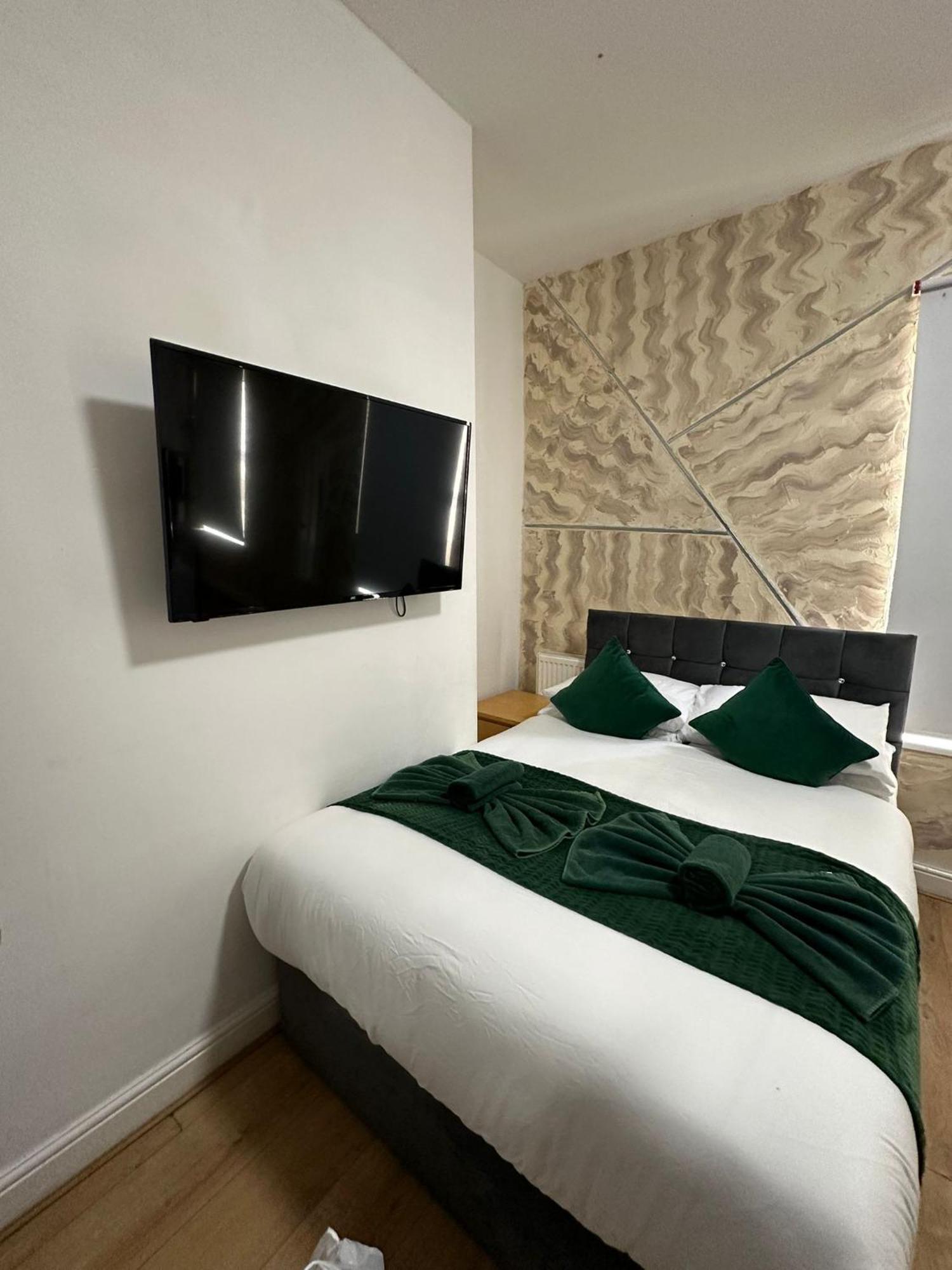 Ariana House Hotel-families And Couples Only Guest house