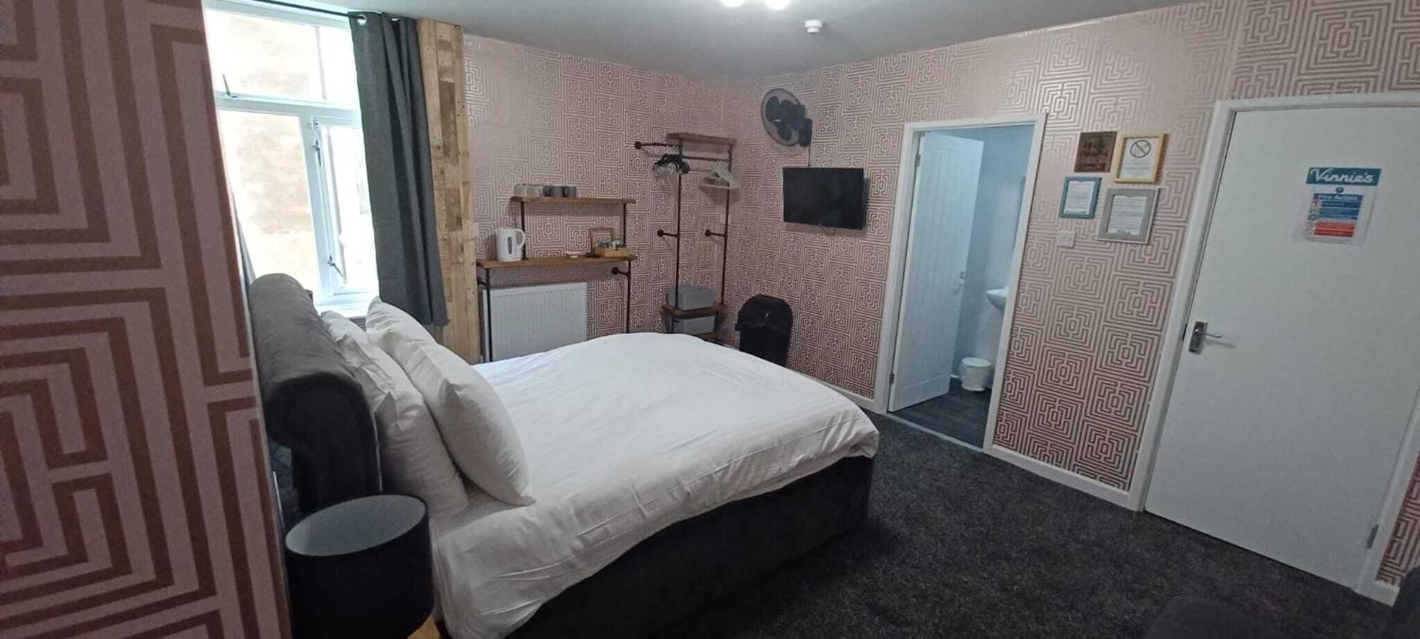 Vinnie's Family Hotel Blackpool