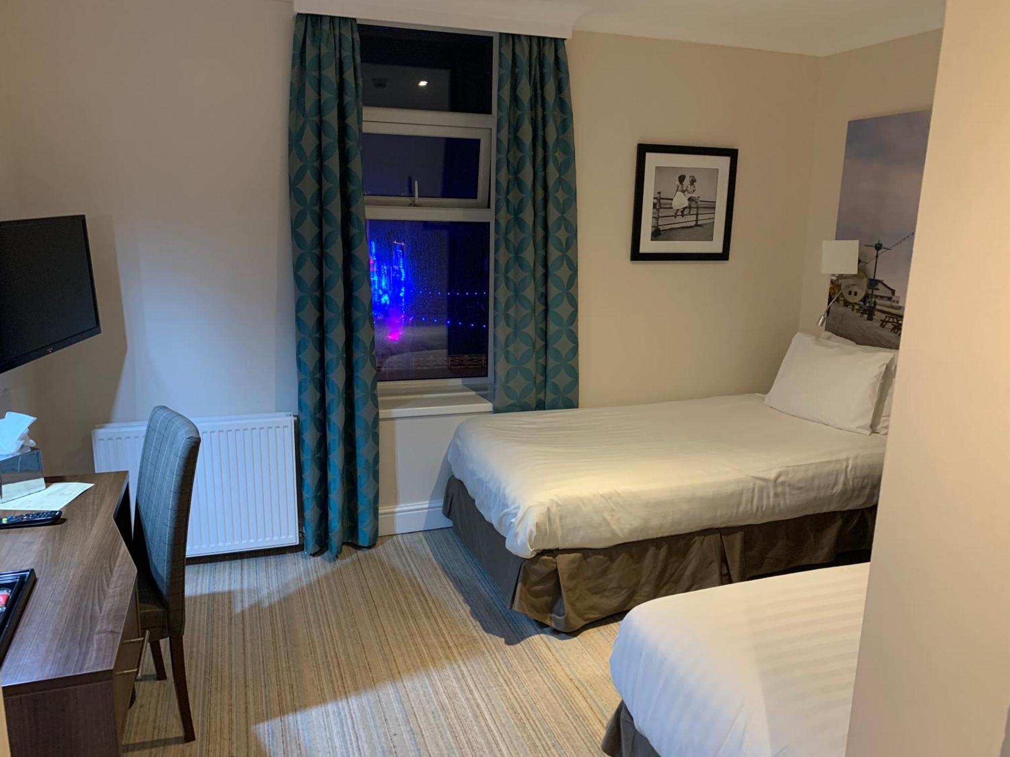 Western Carlton Hotel
