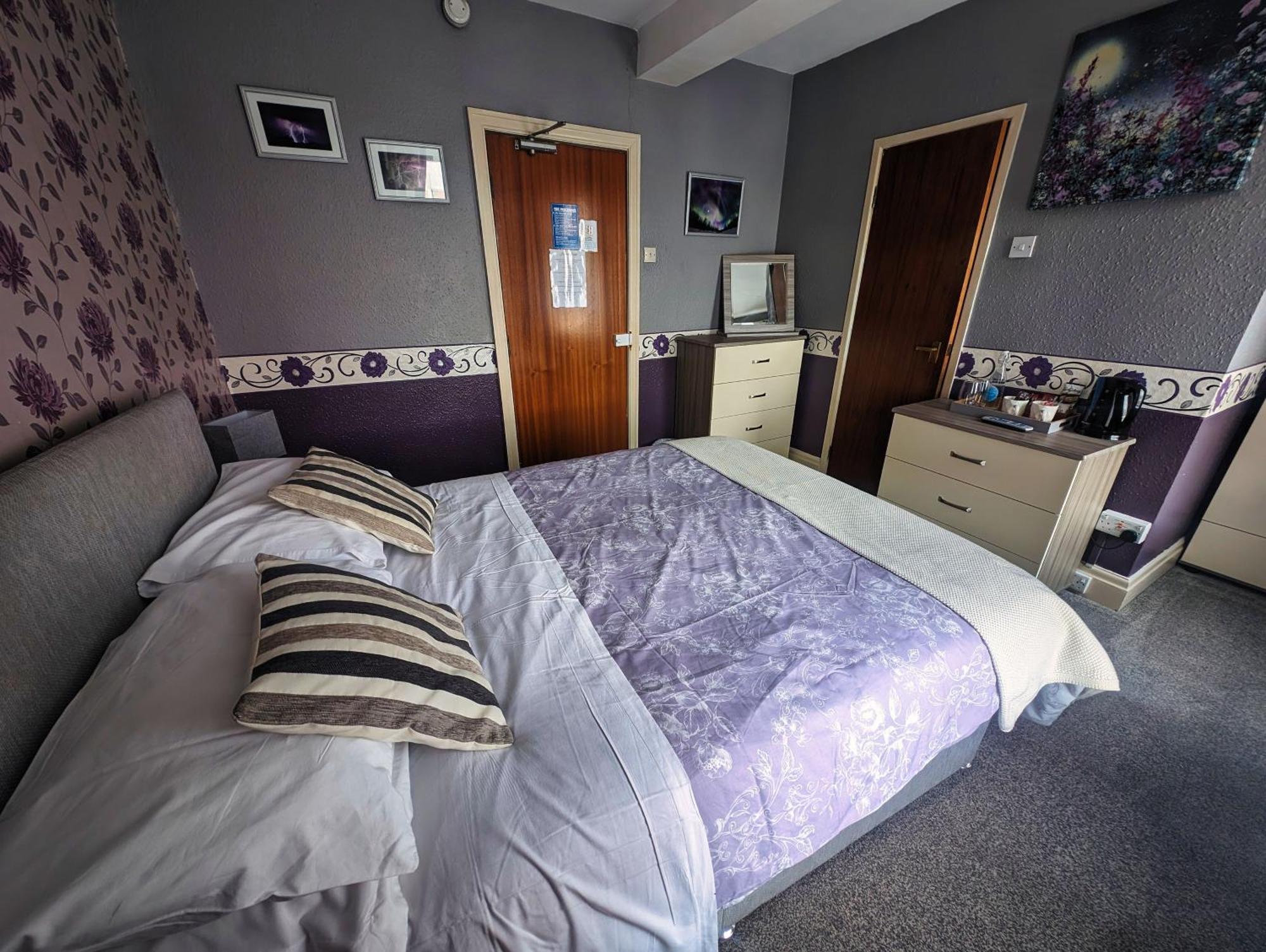 Hesketh Guest house 3*