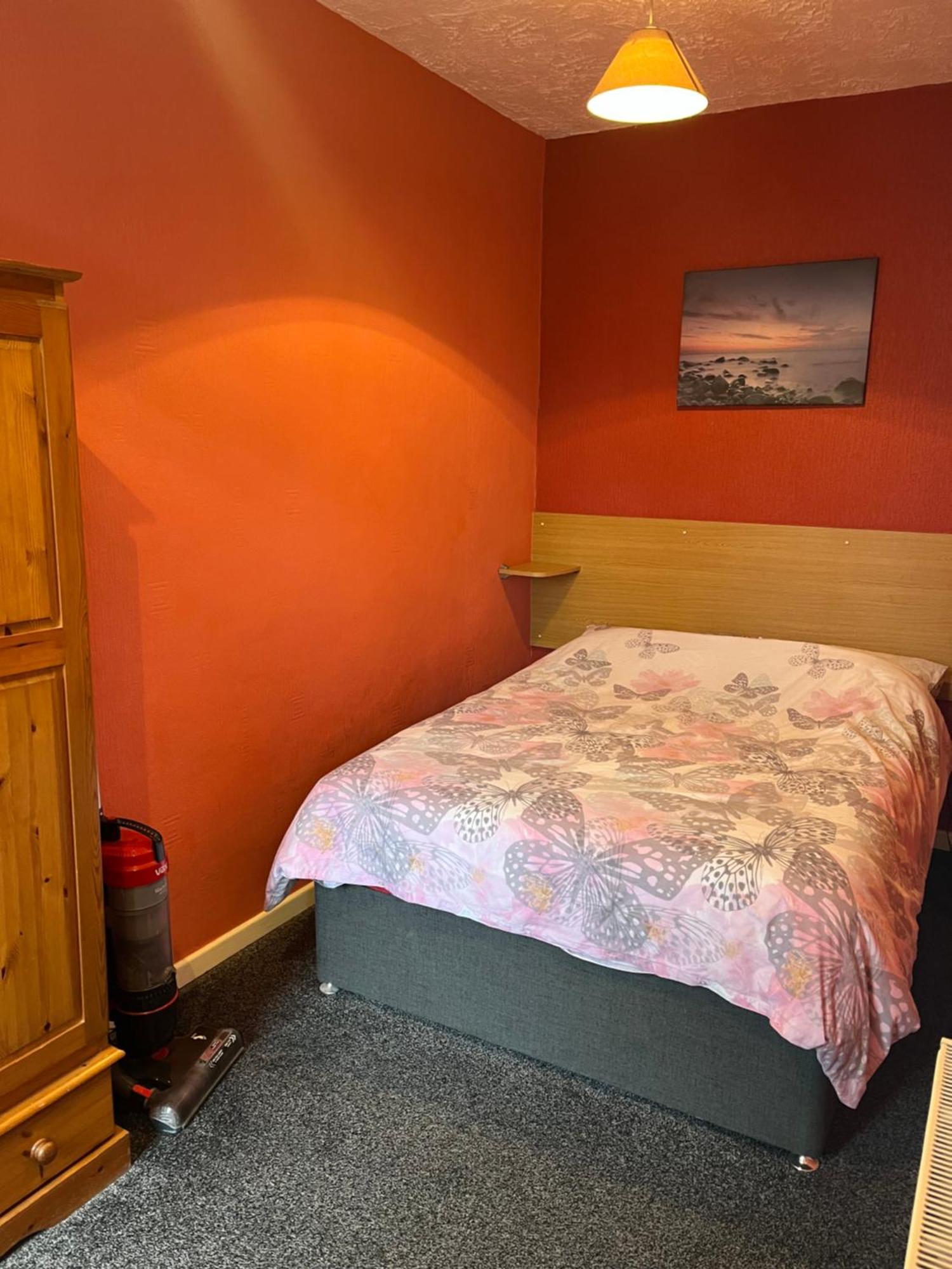Lindisfarne - Families & Couples Only * Blackpool