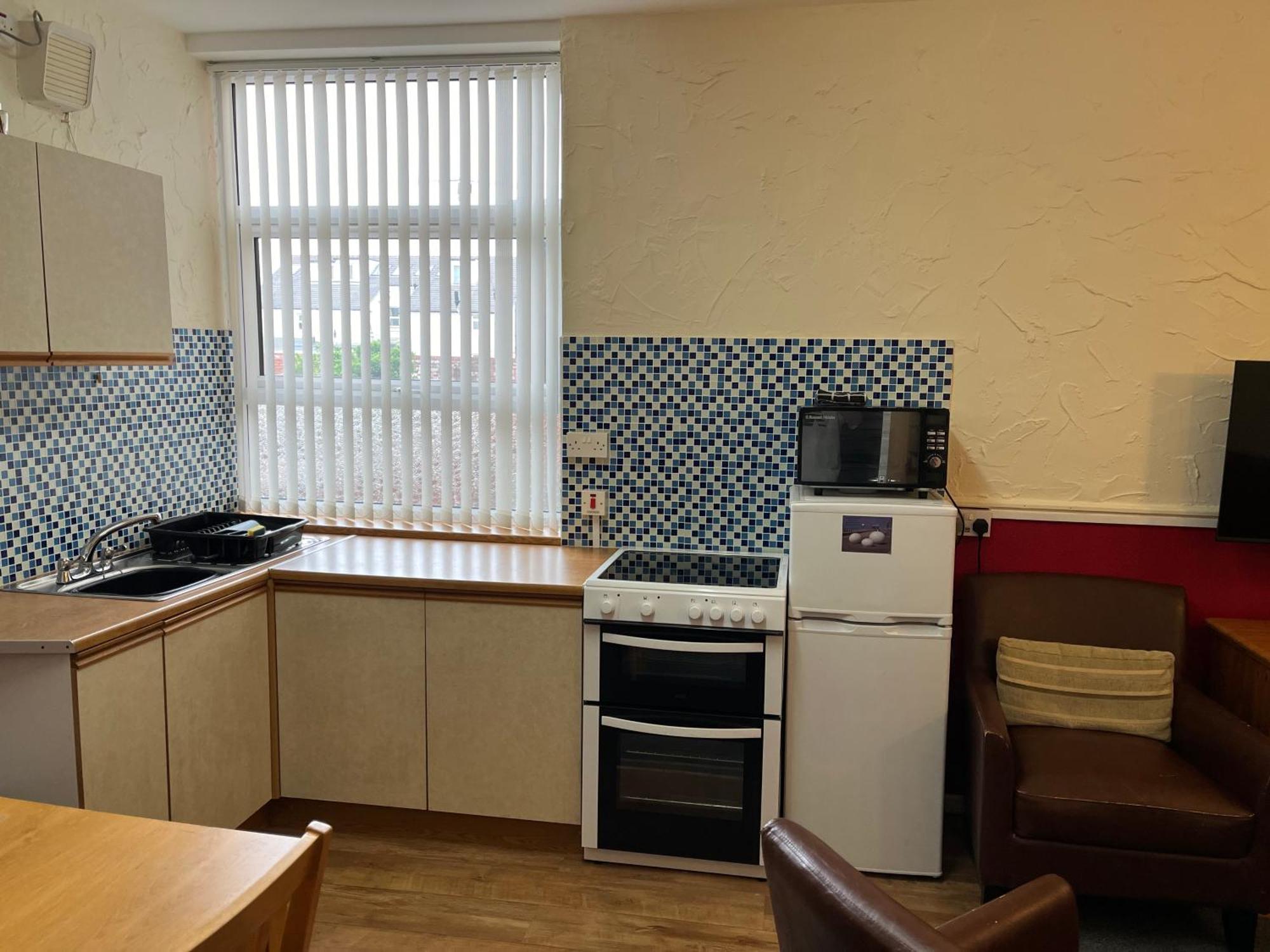 Lindisfarne - Families & Couples Only Apartment Blackpool
