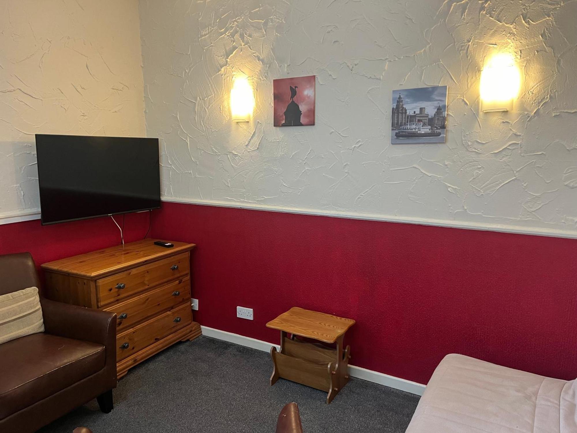 Lindisfarne - Families & Couples Only Blackpool