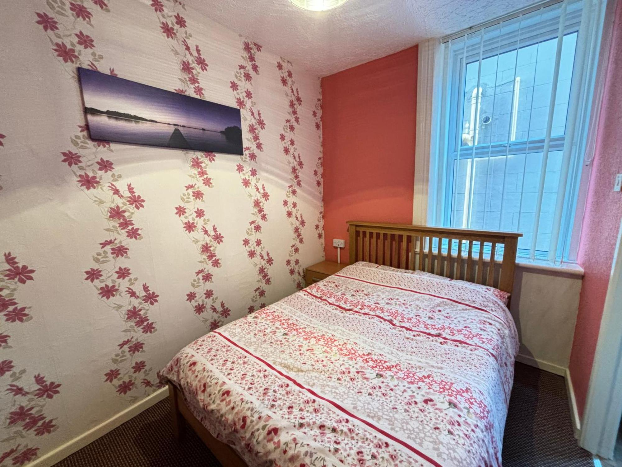 Lindisfarne - Families & Couples Only Apartment *