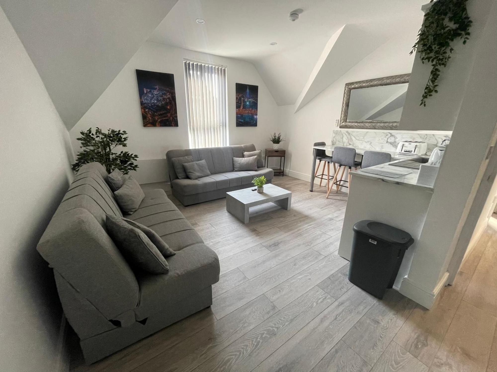 Osborne Luxury Hot Tub And Jacuzzi Blackpool