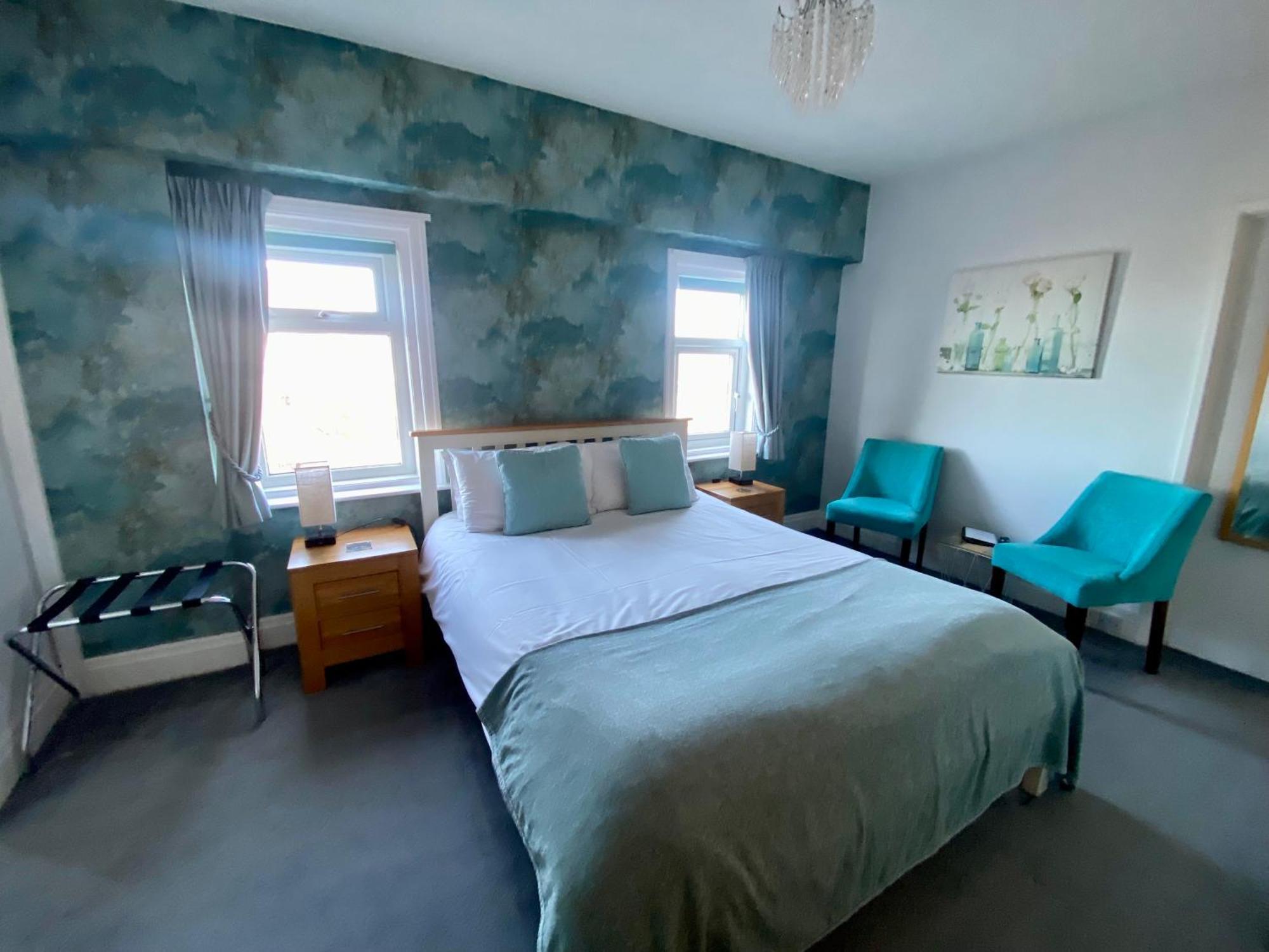 The Fossil Tree Hotel 4*