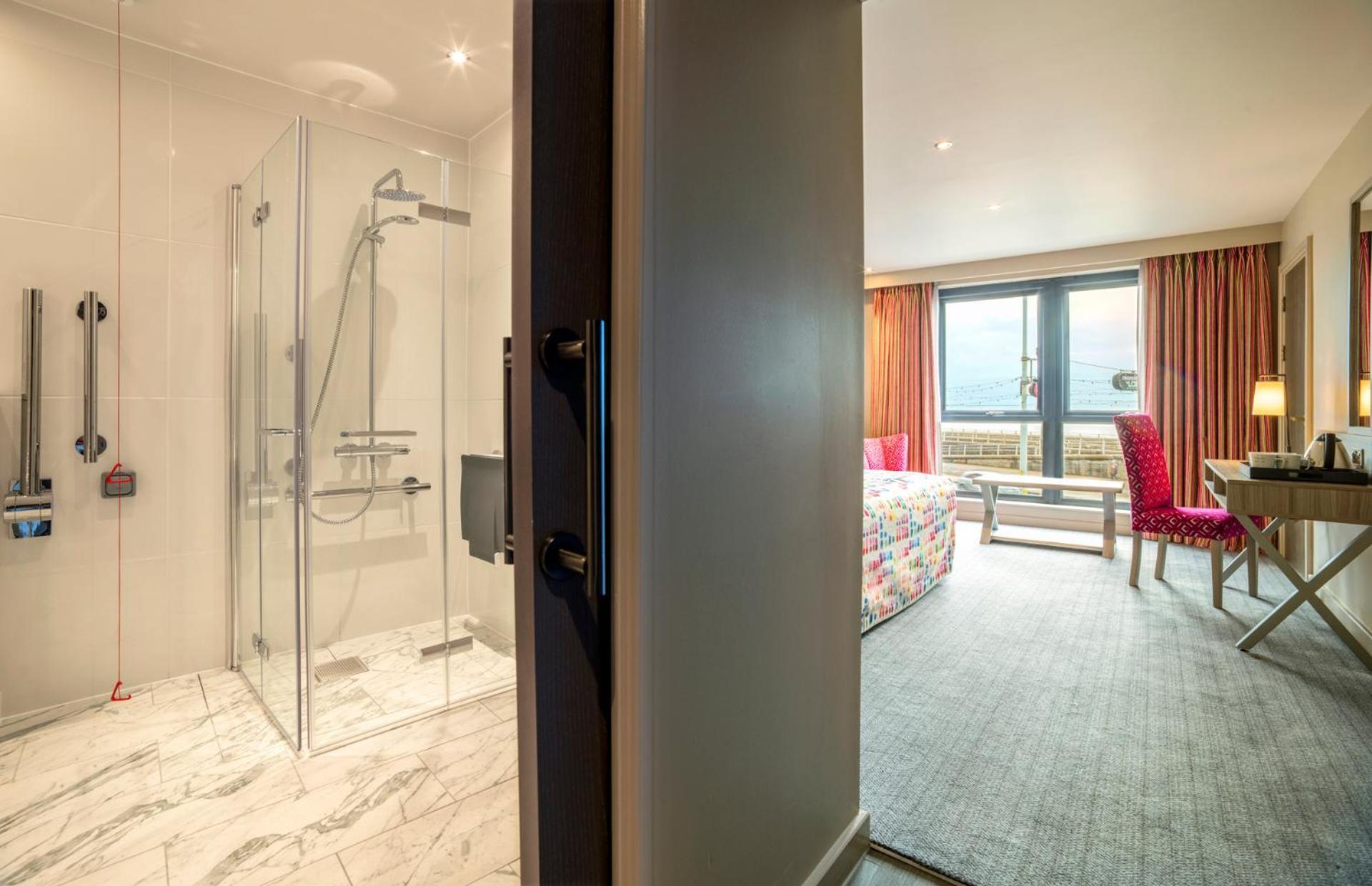 Boulevard Hotel