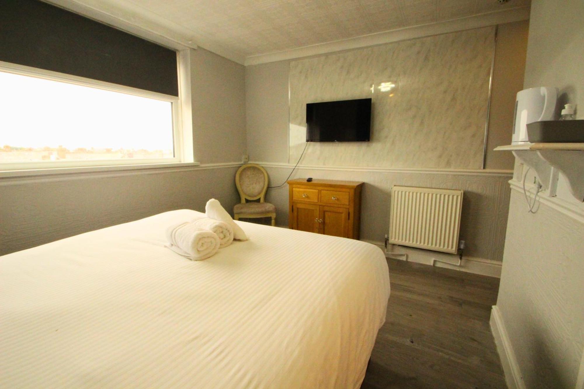Oyo Abbey Hotel