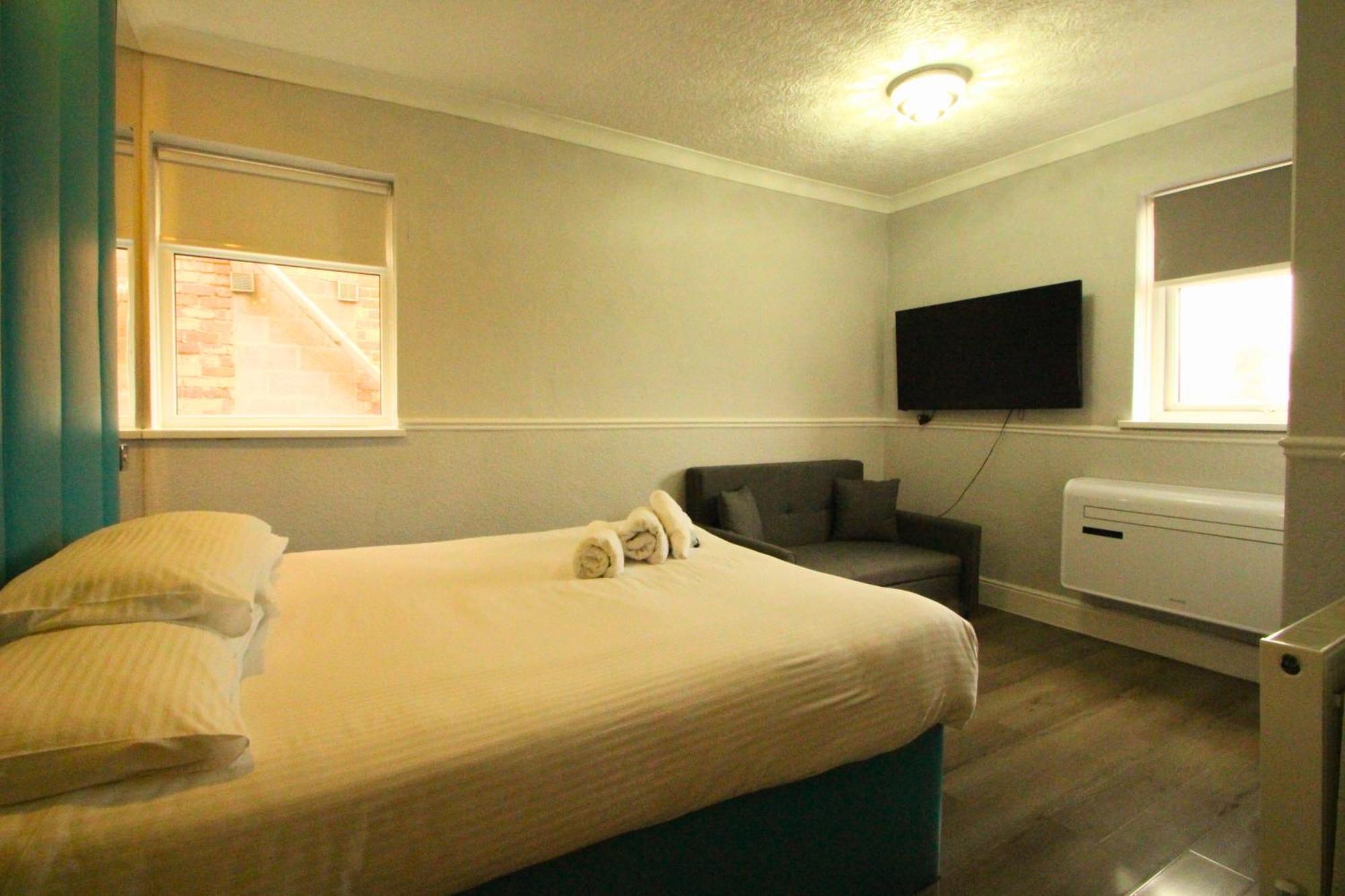 Oyo Abbey Hotel