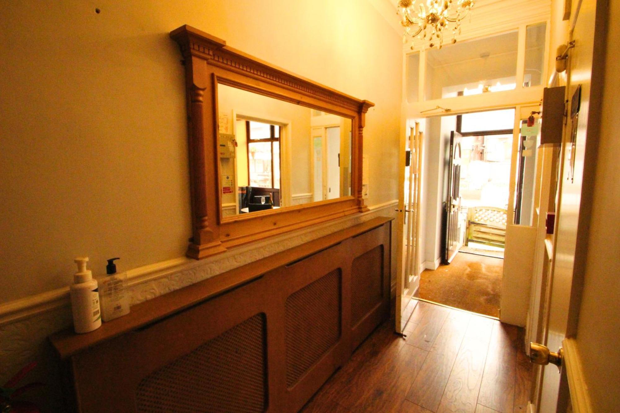Oyo Abbey 4* Blackpool