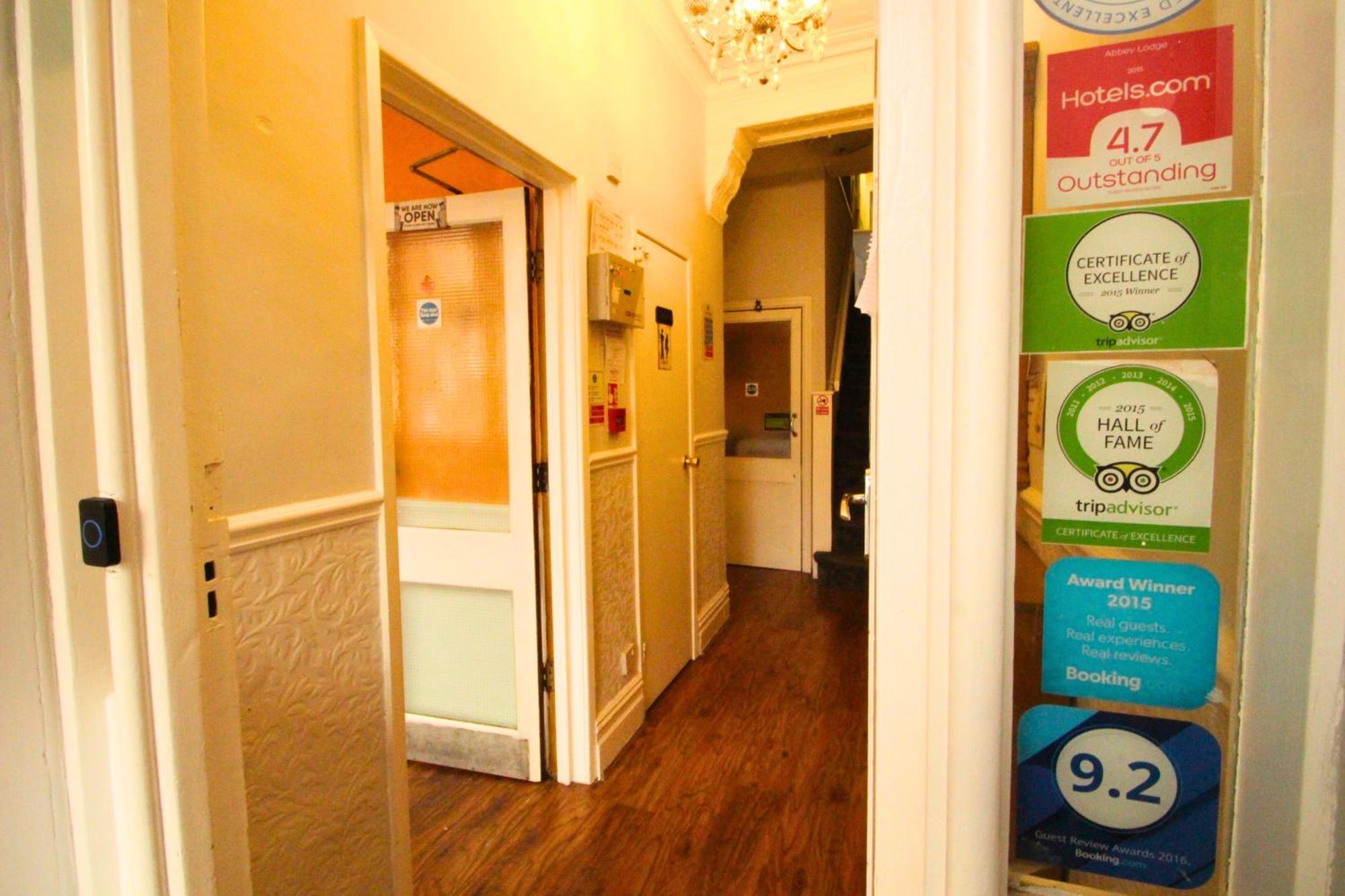 Oyo Abbey Hotel