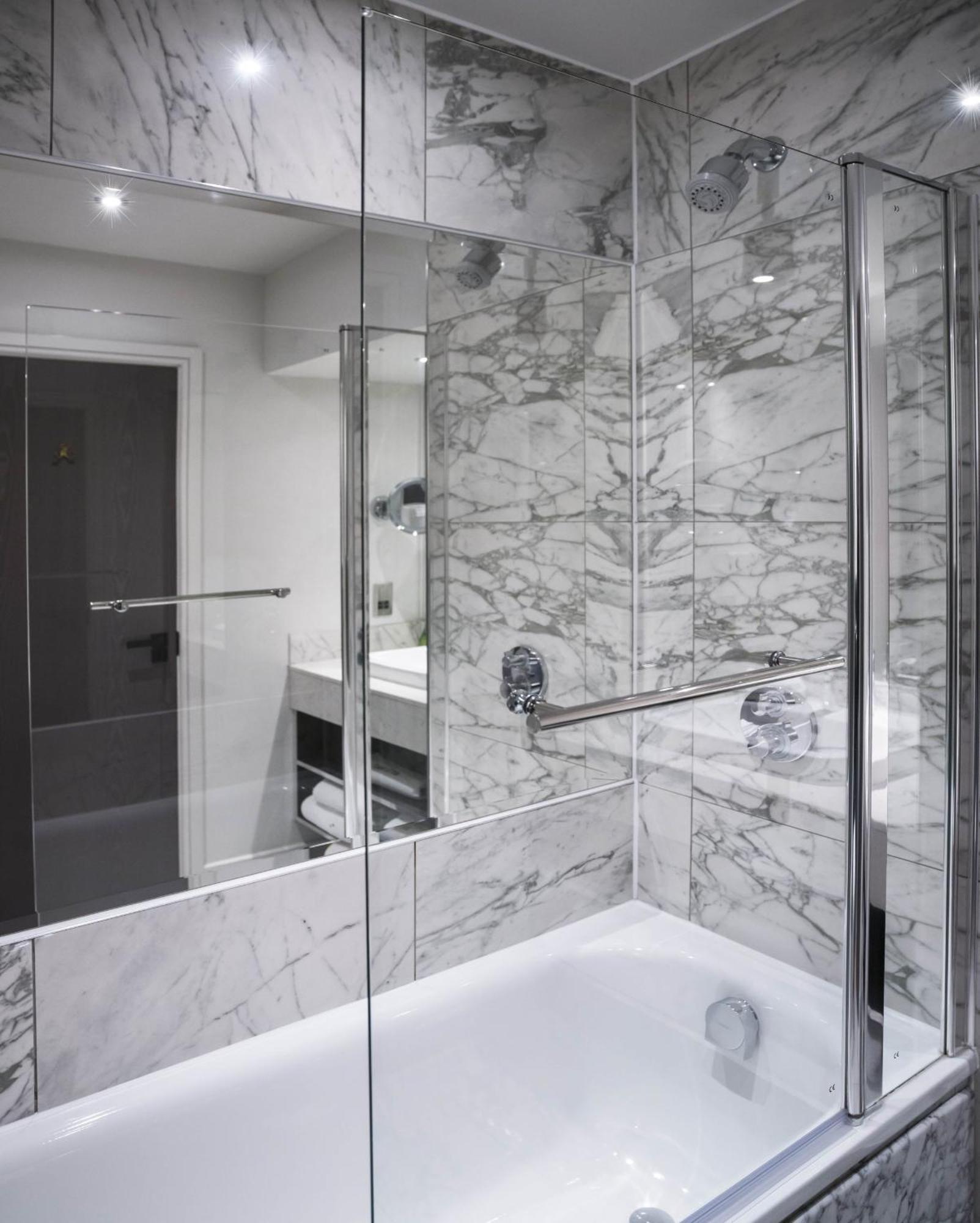 Boulevard Hotel 5*