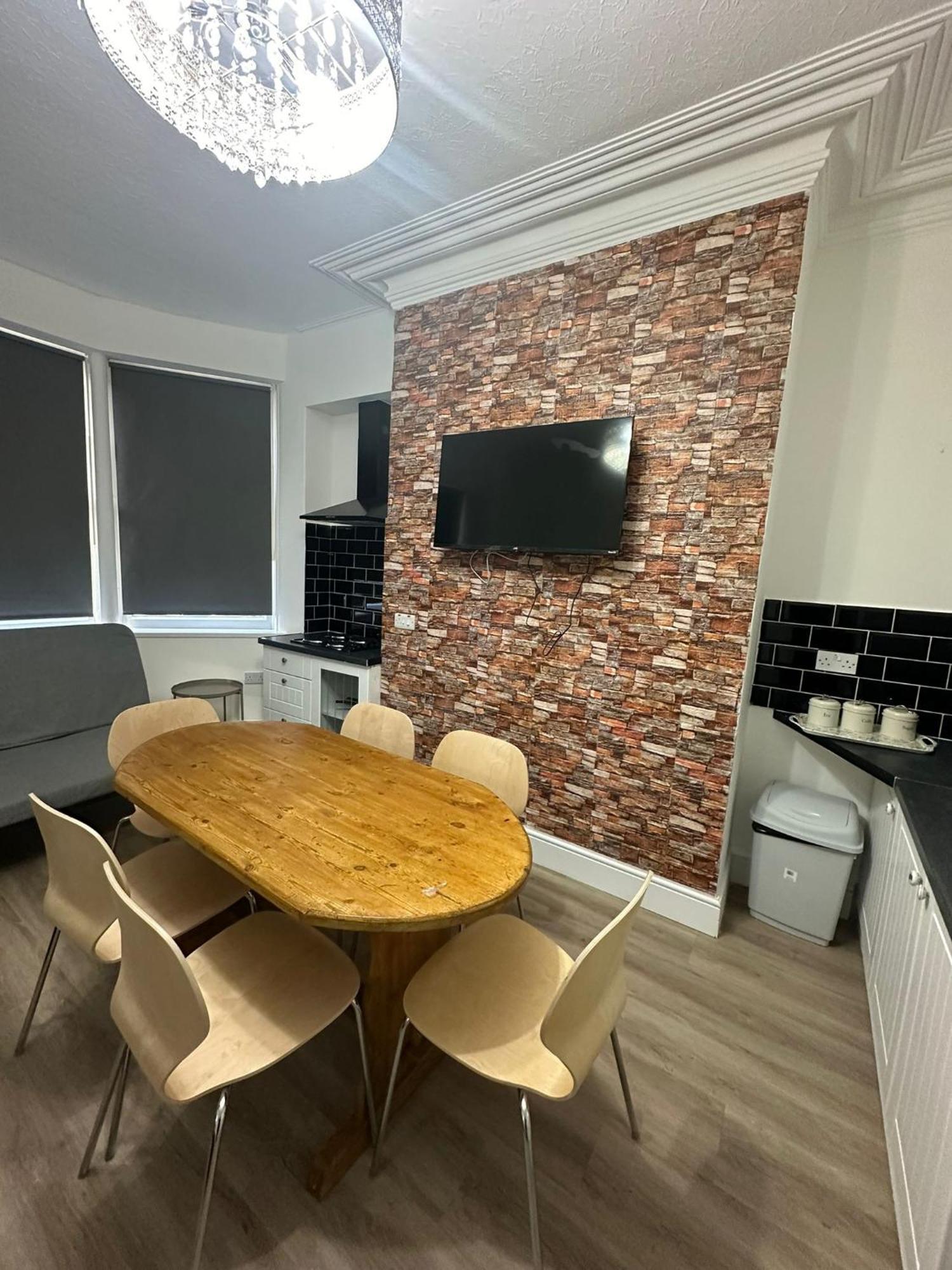 Apartment Suli House- Flats & En-suite-families And Couples Only
