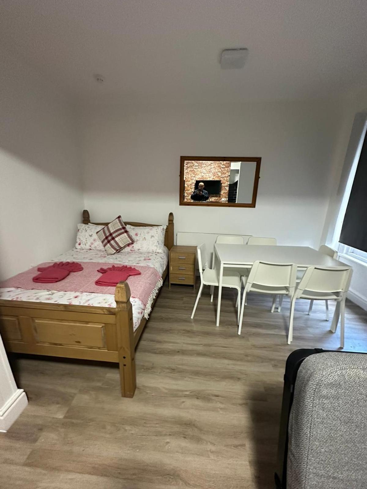 Apartment Suli House- Flats & En-suite-families And Couples Only Blackpool