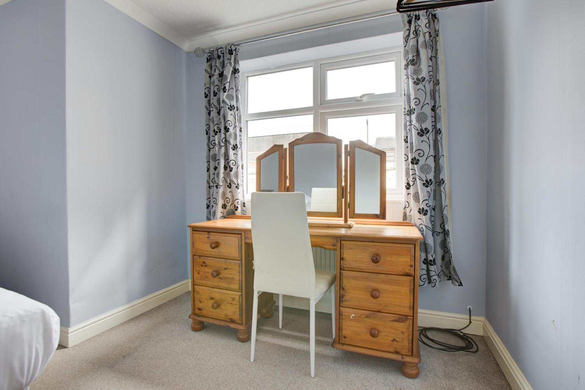 The Sandringham Court & Apartment-all Groups Welcome