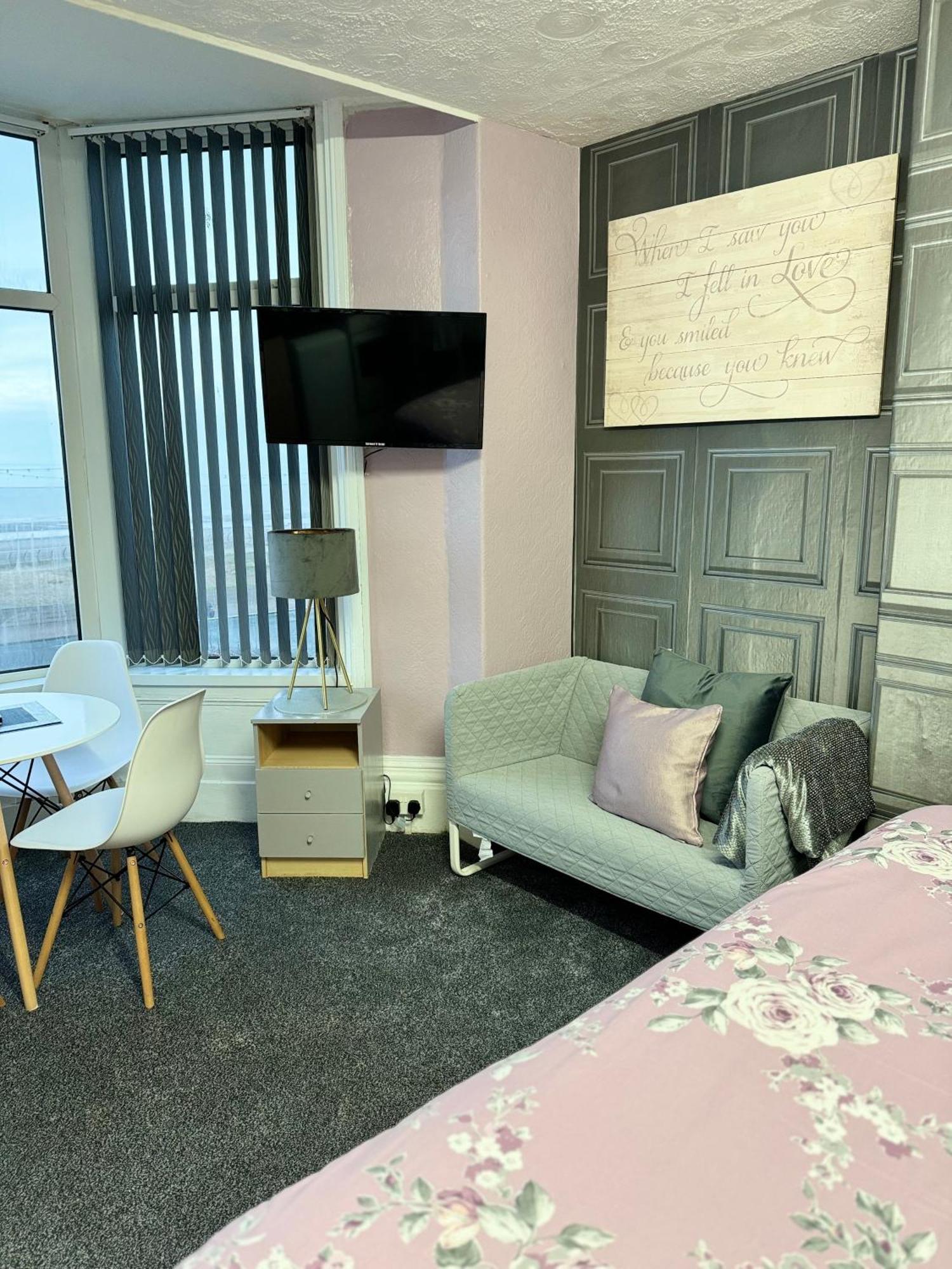 Apartment On The Blackpool