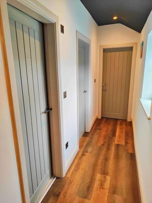 Sloane Modern 2 Bedroom Seafront