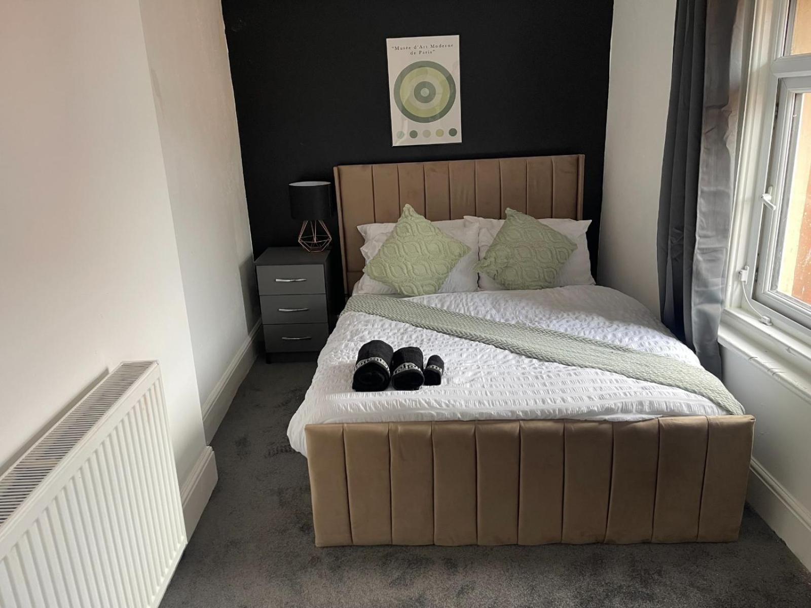 Spacious 6-bedroom In Bedes, Holiday home Blackpool