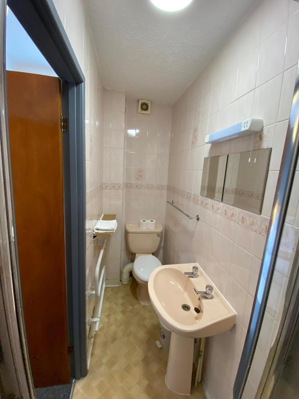 Guest house Alumhurst 3*