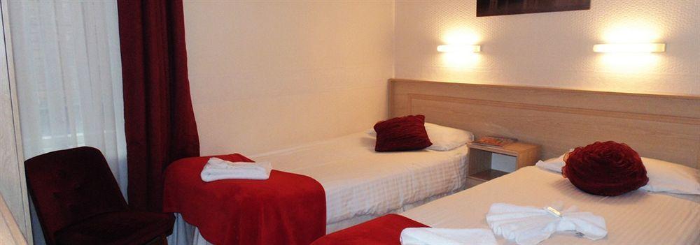 The Oxford 3* Blackpool