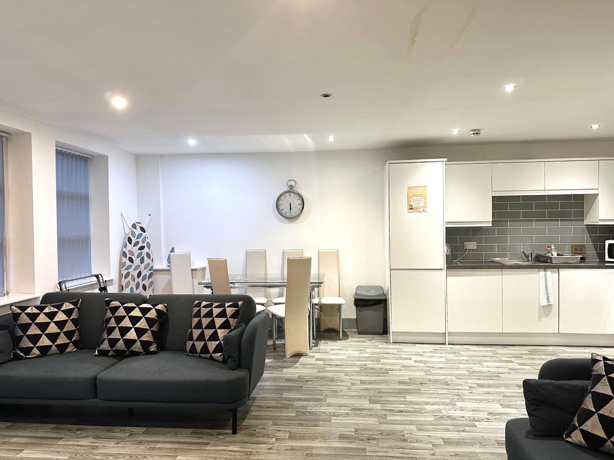 Apartment Winter Gardens Service 2 By Service