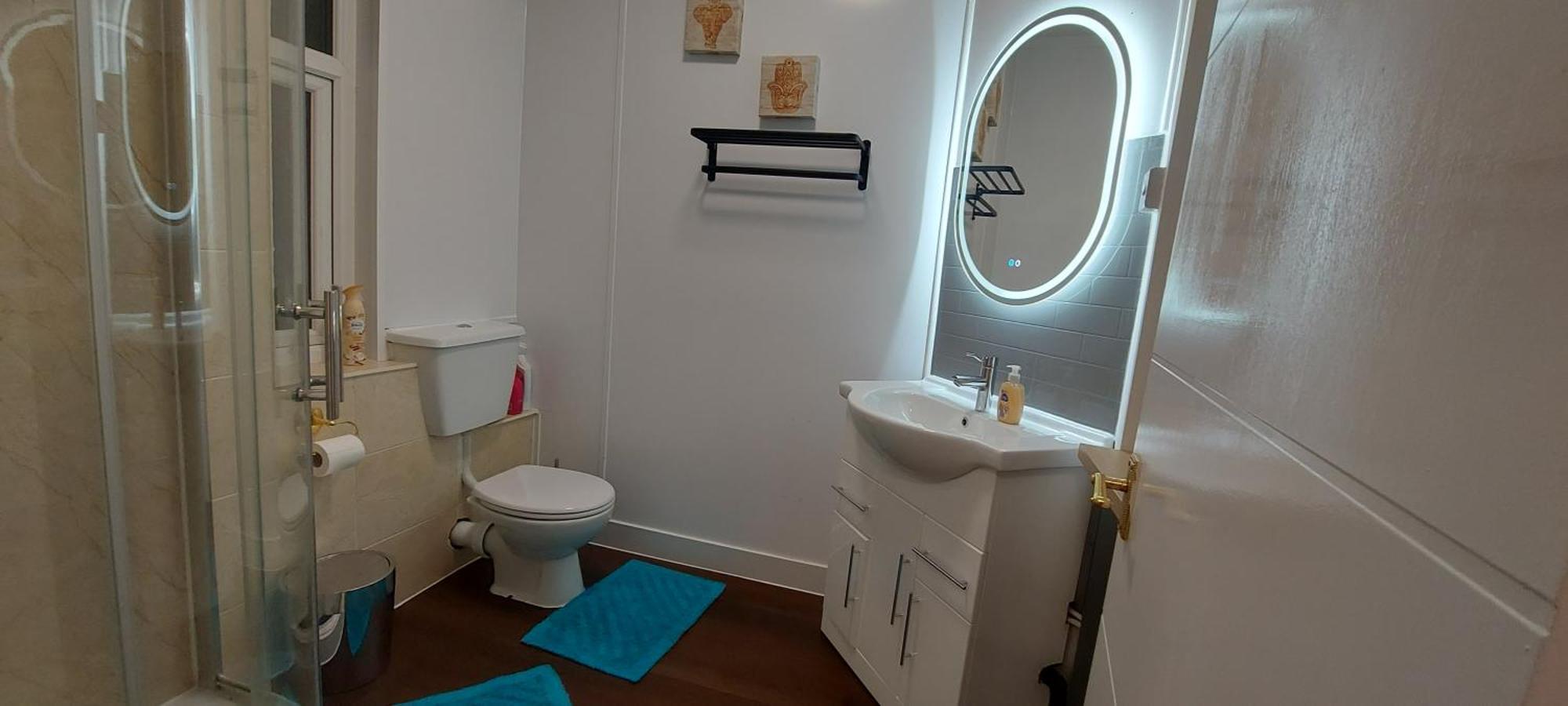 Apartment The Enigma - 2 Master Bedrooms Sleeps 6