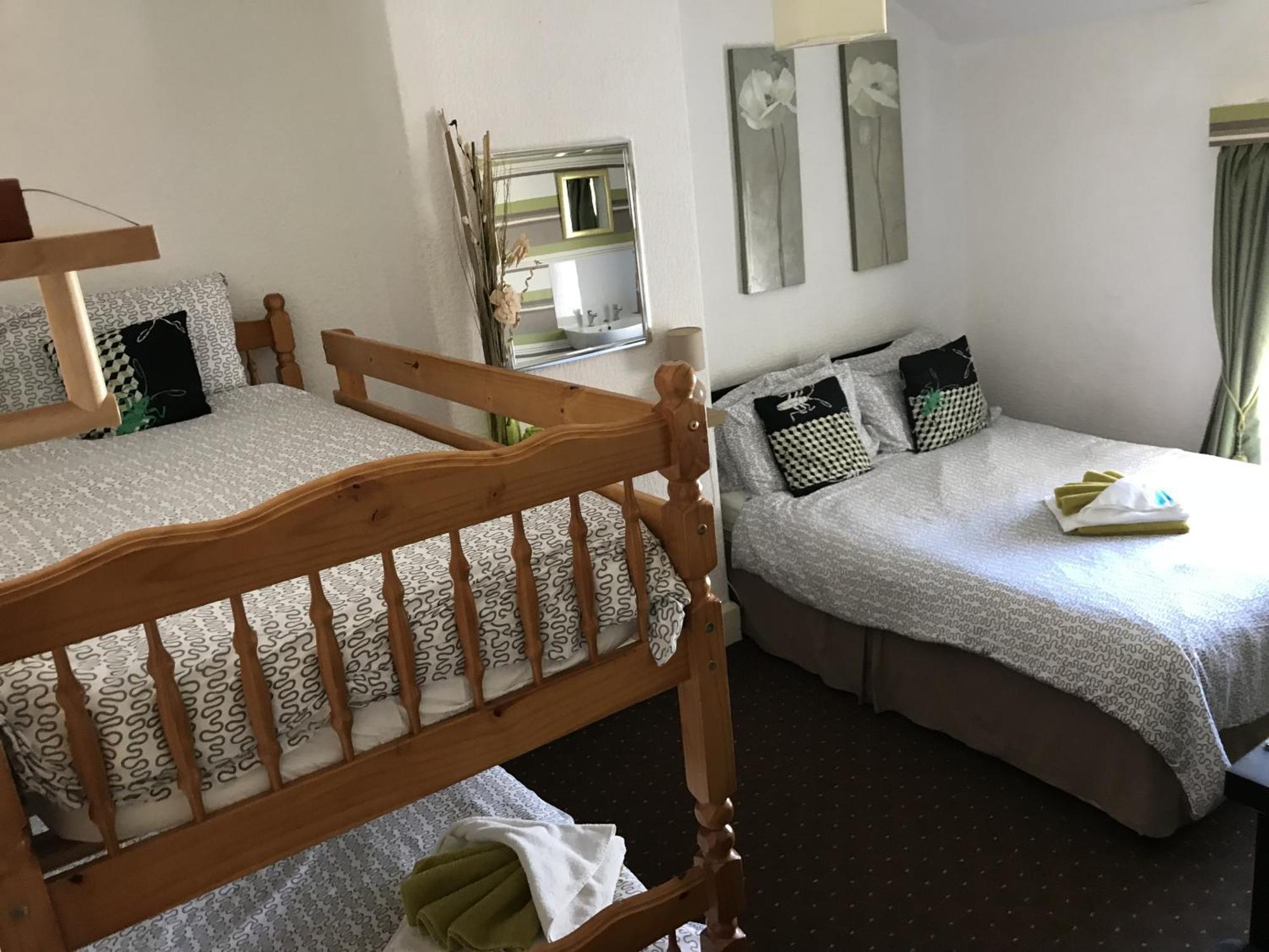 Westbourne House 3* Blackpool