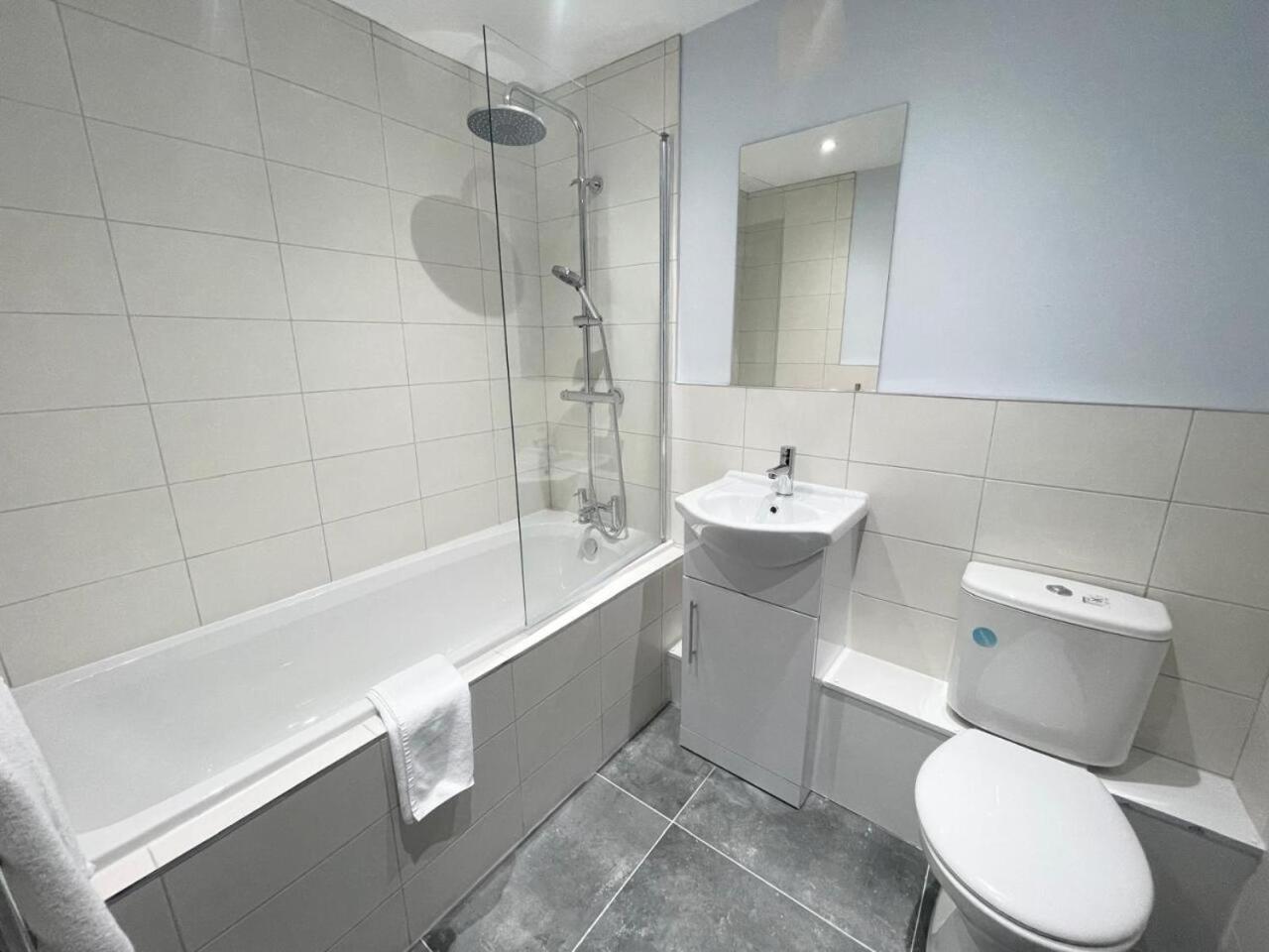 Serenity Apartment *