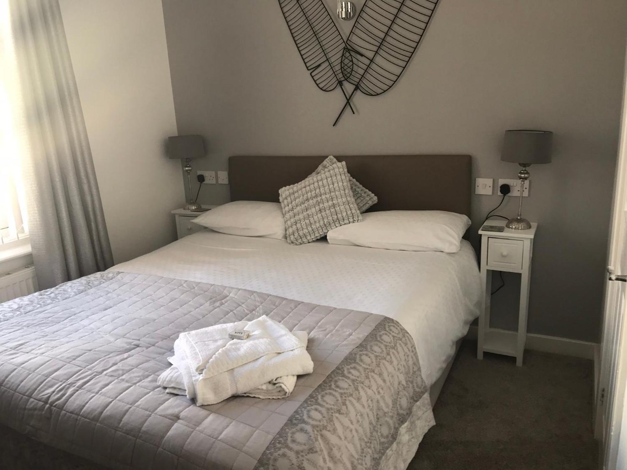 Four Seasons Guest house