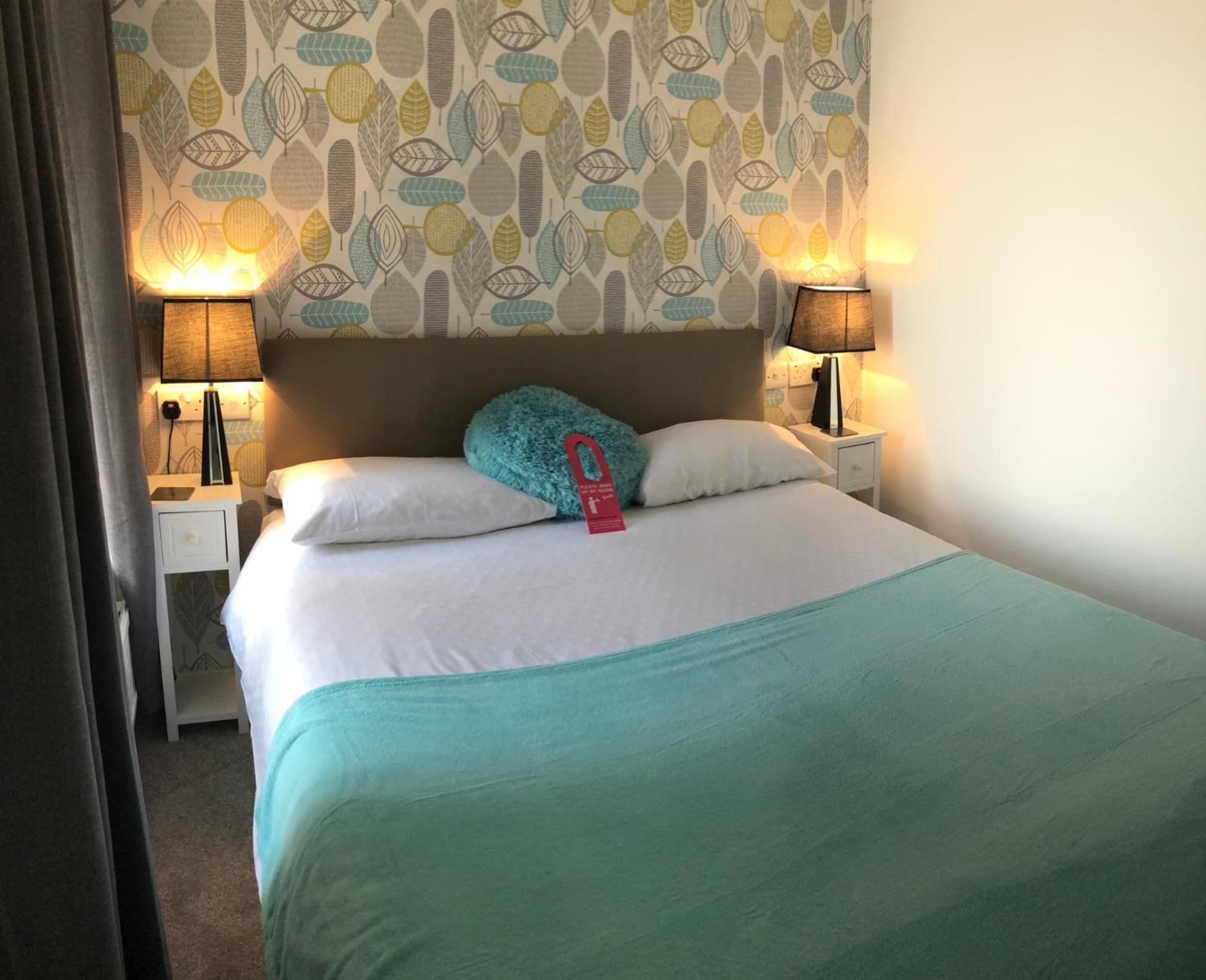 Four Seasons Guest house