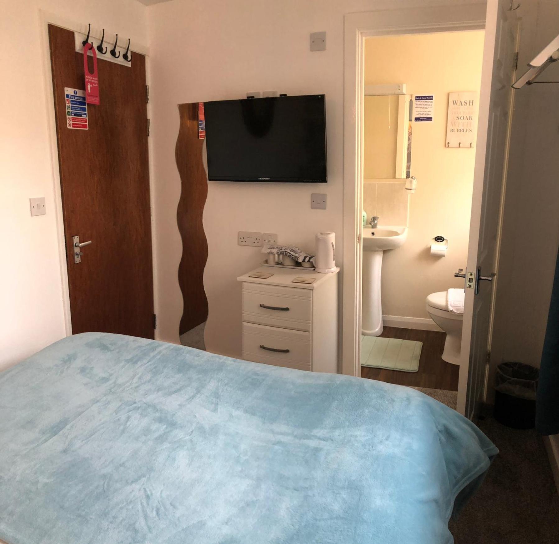 Four Seasons 3* Blackpool