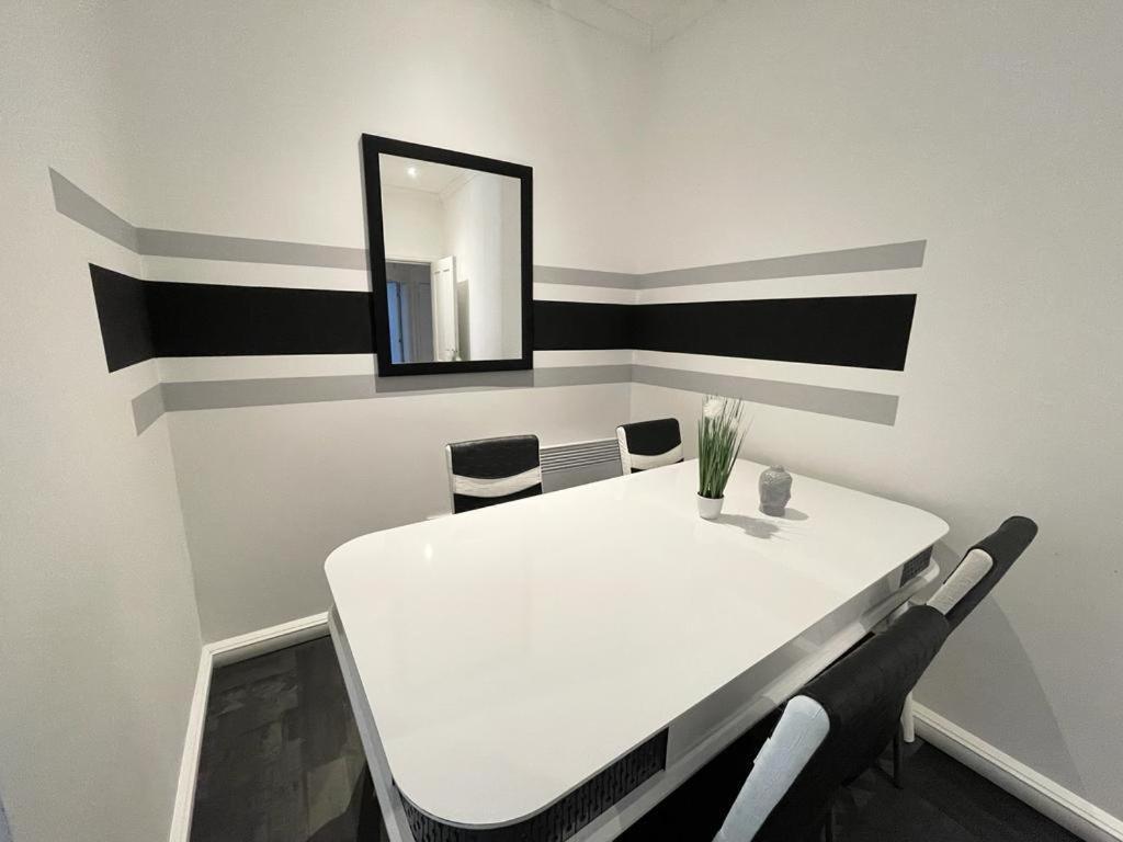 South Pier - Close To Pleasure And Seafront Apartment Blackpool
