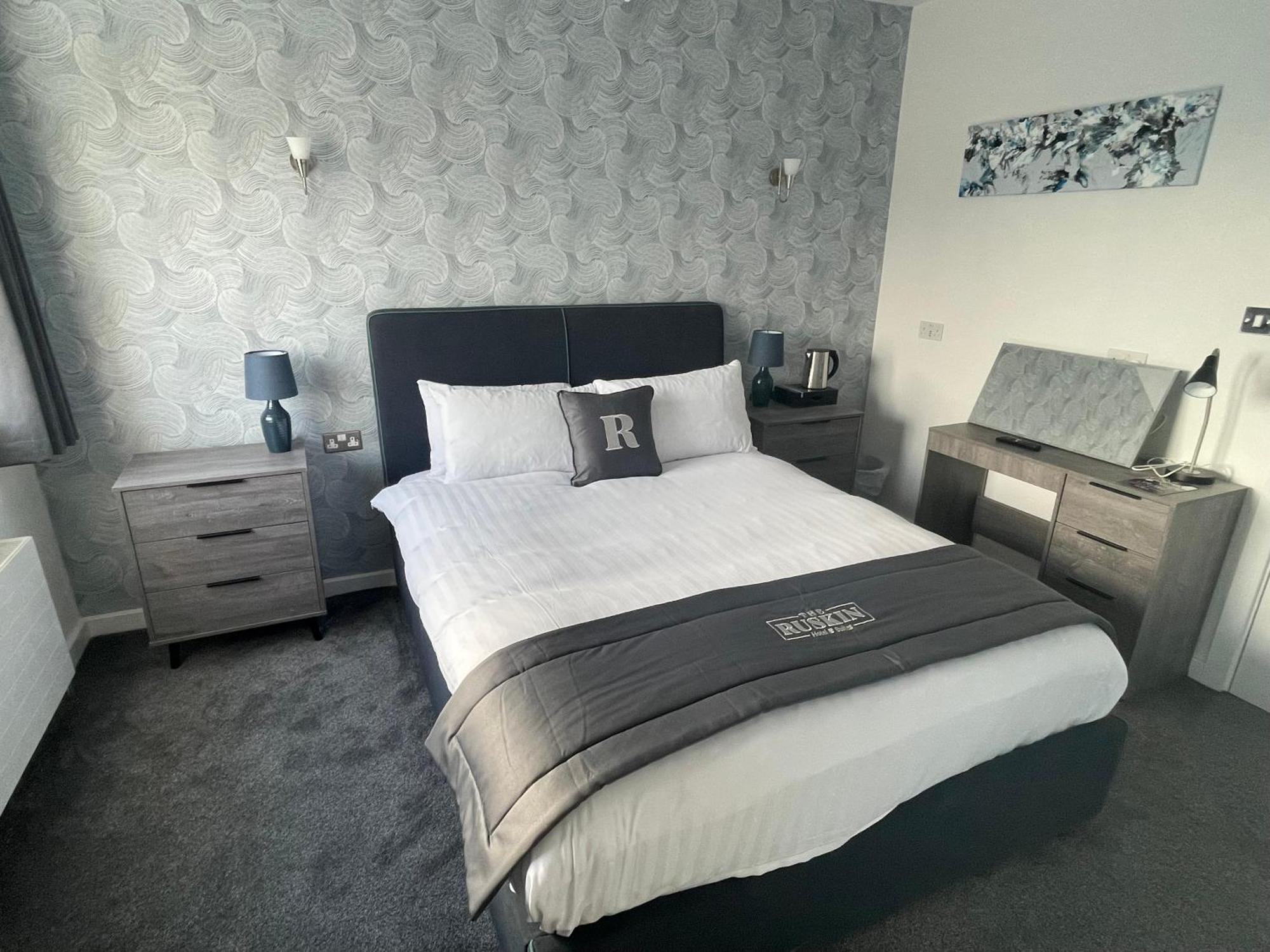 Ruskin Hotel 3*