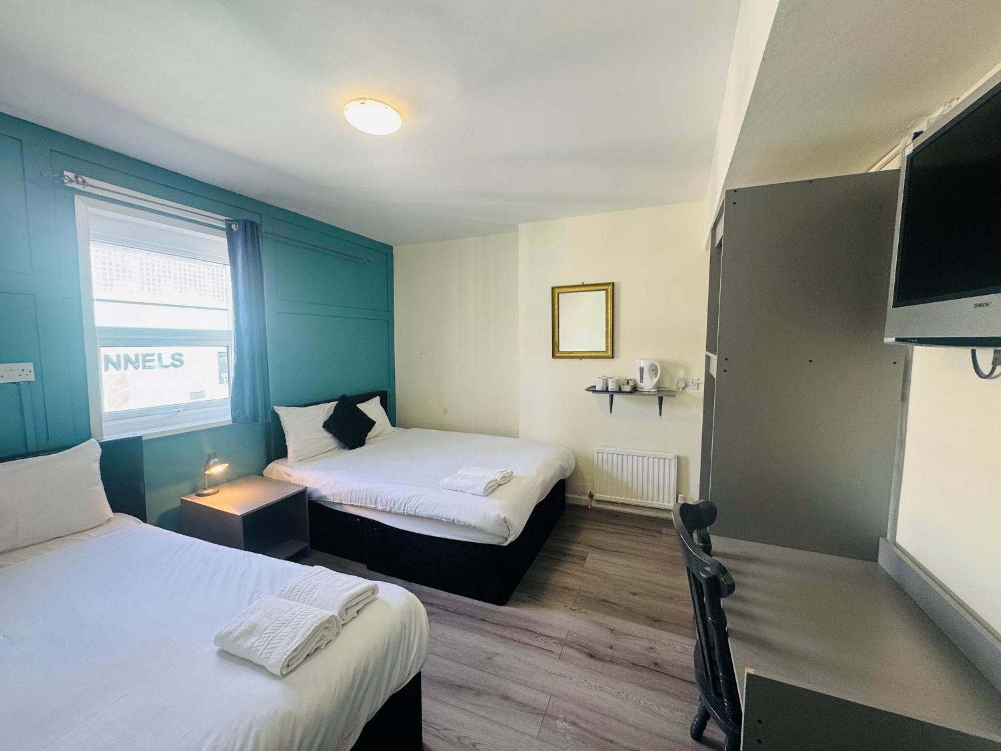 Calypso Hotel 2*