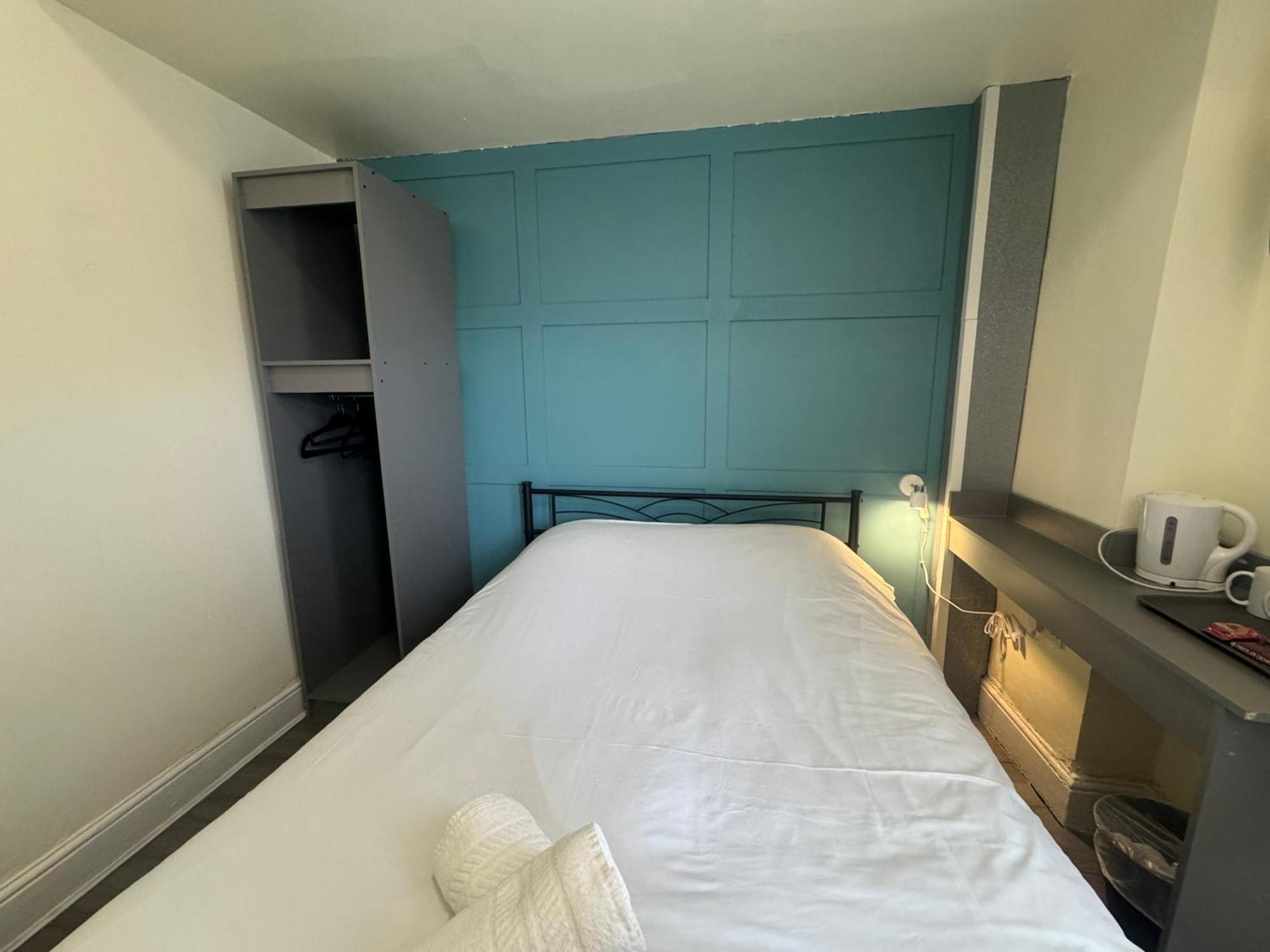 Calypso Hotel 2*