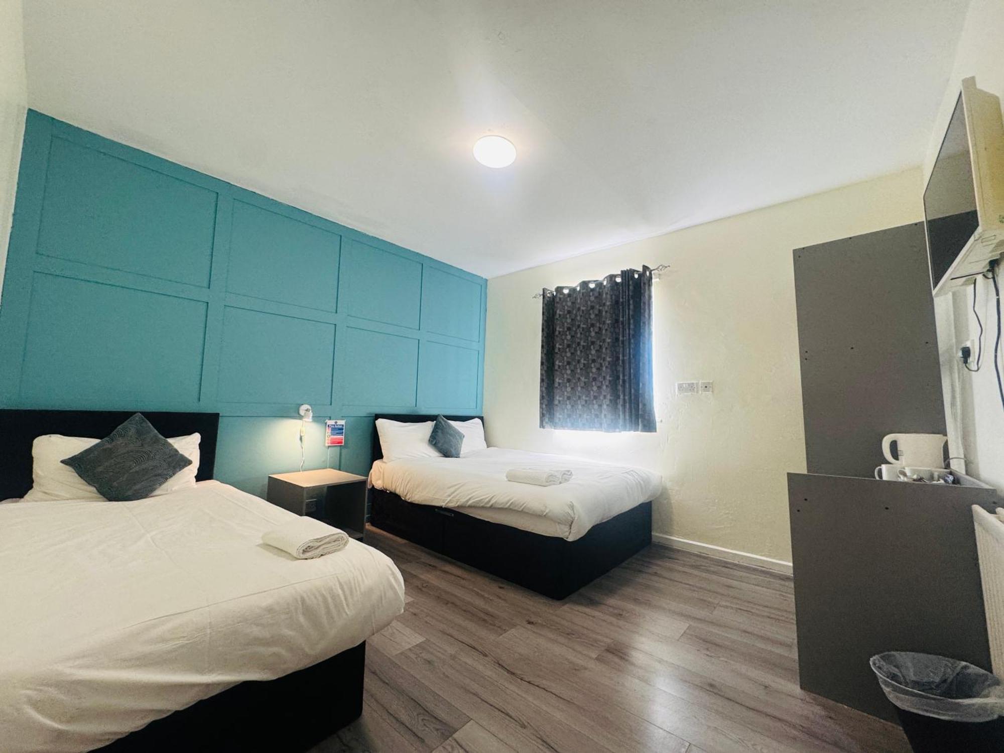 Calypso Hotel 2*
