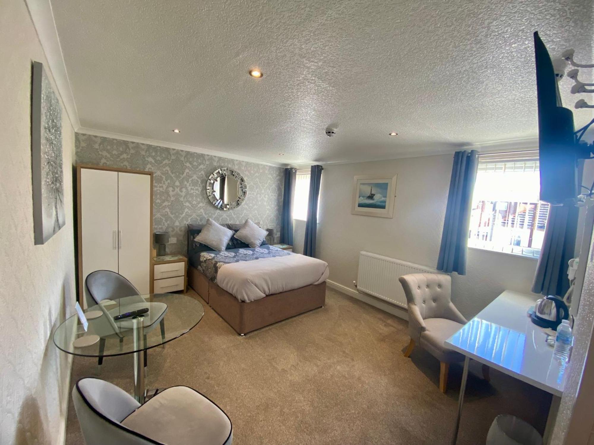 Guest house The Libra - Adults Only With Carpark 3*