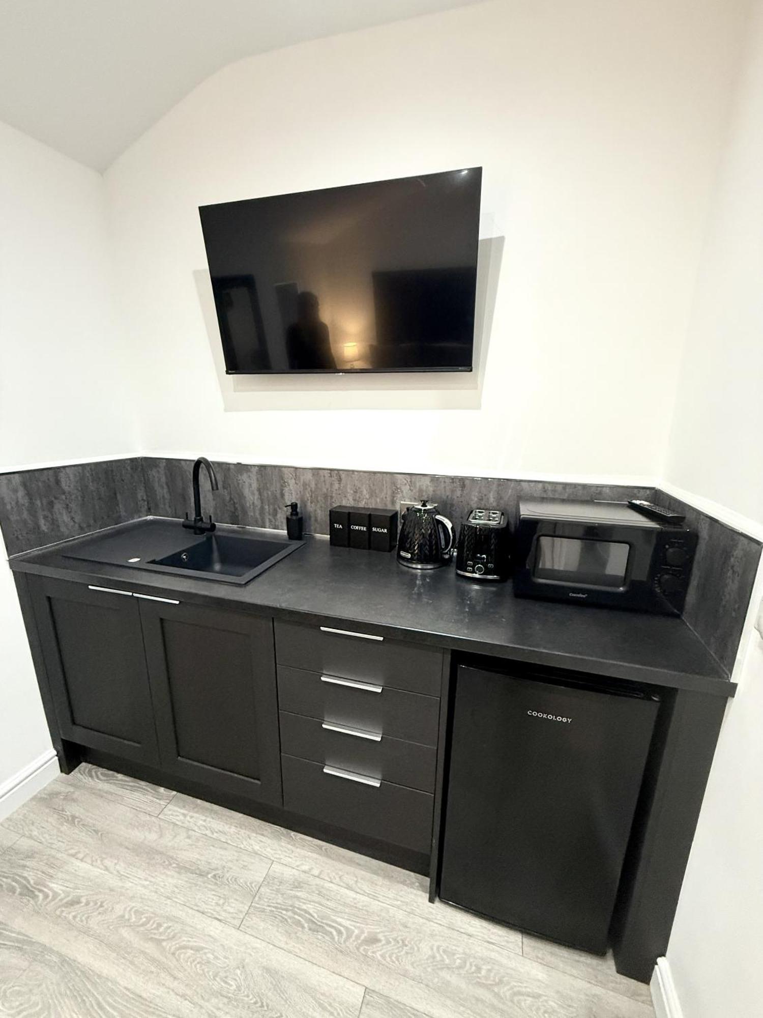 Hornby Luxury Hot Tub And Jacuzzi Blackpool