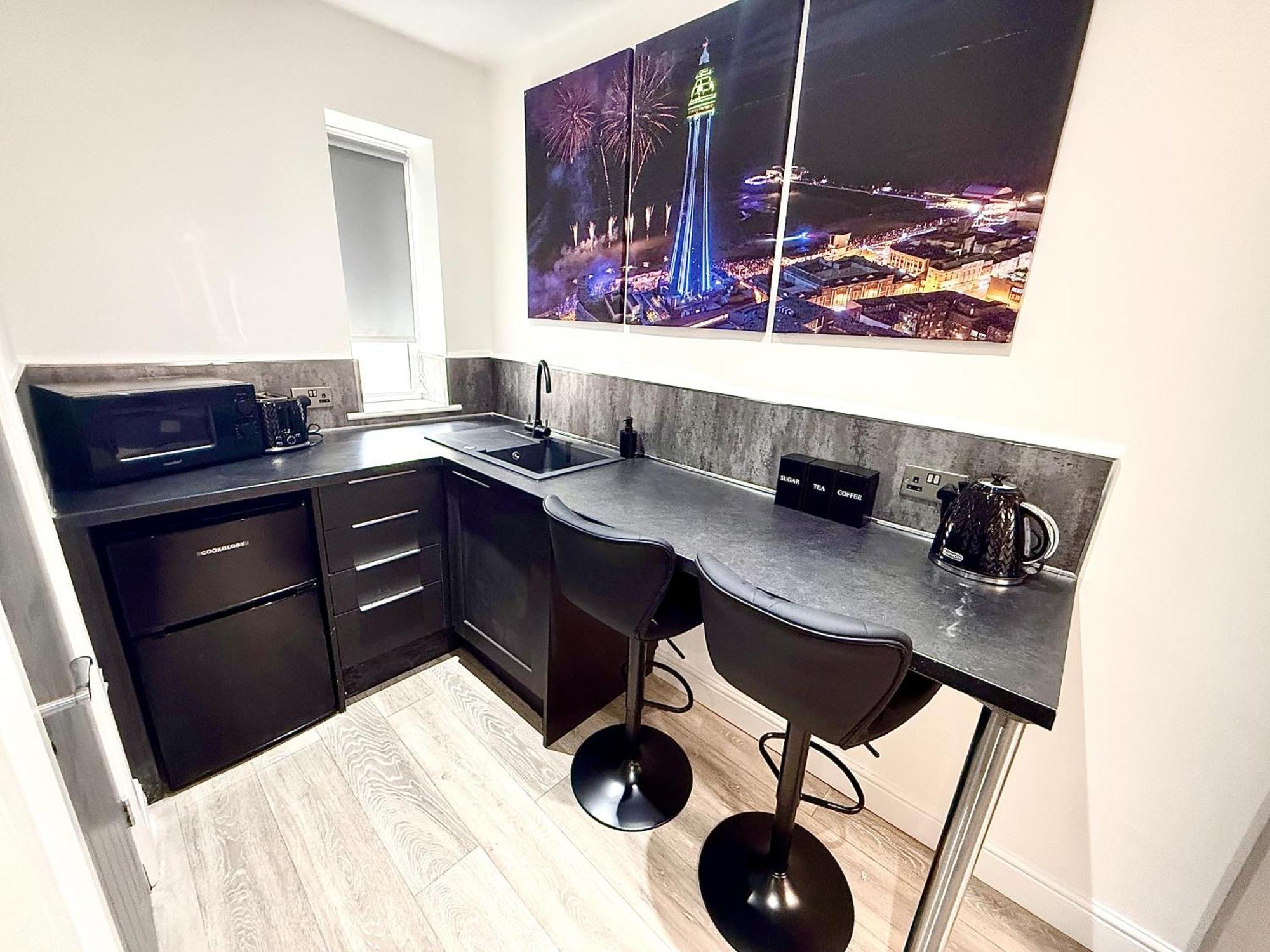 Apartment Hornby Luxury Hot Tub And Jacuzzi