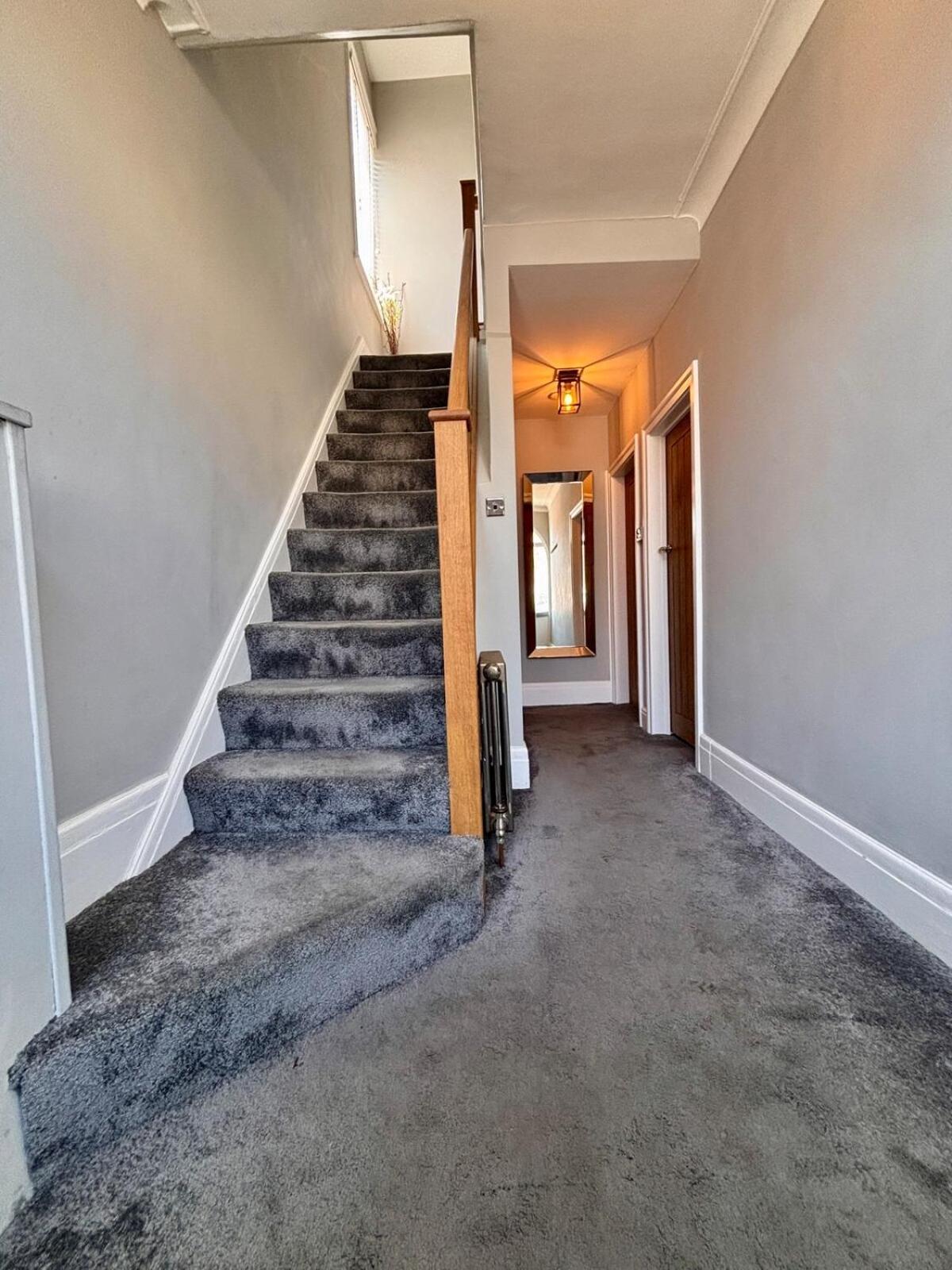 Crescent House, Pleasure