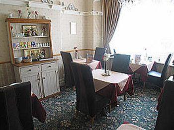 The Grosvenor View - Hotel Blackpool