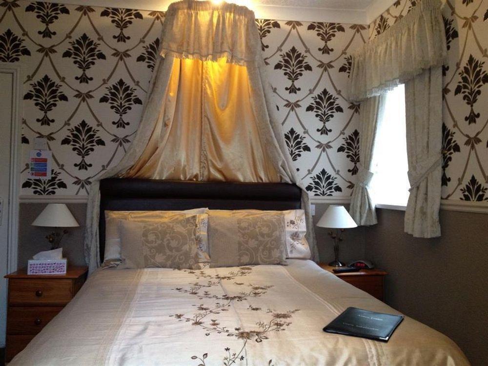 Oyo Abbey Hotel